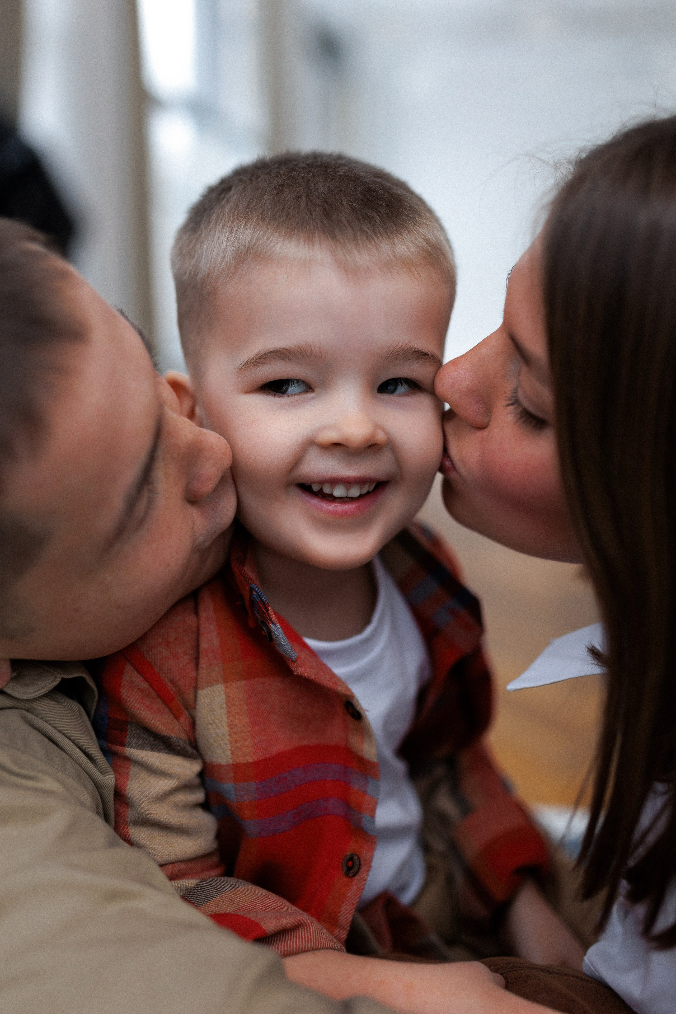Сергей, Александра, Рита и Миша. Новогоднее. Настя Оленченко, портретный/семейный фотограф на цифру и плёнку Москва