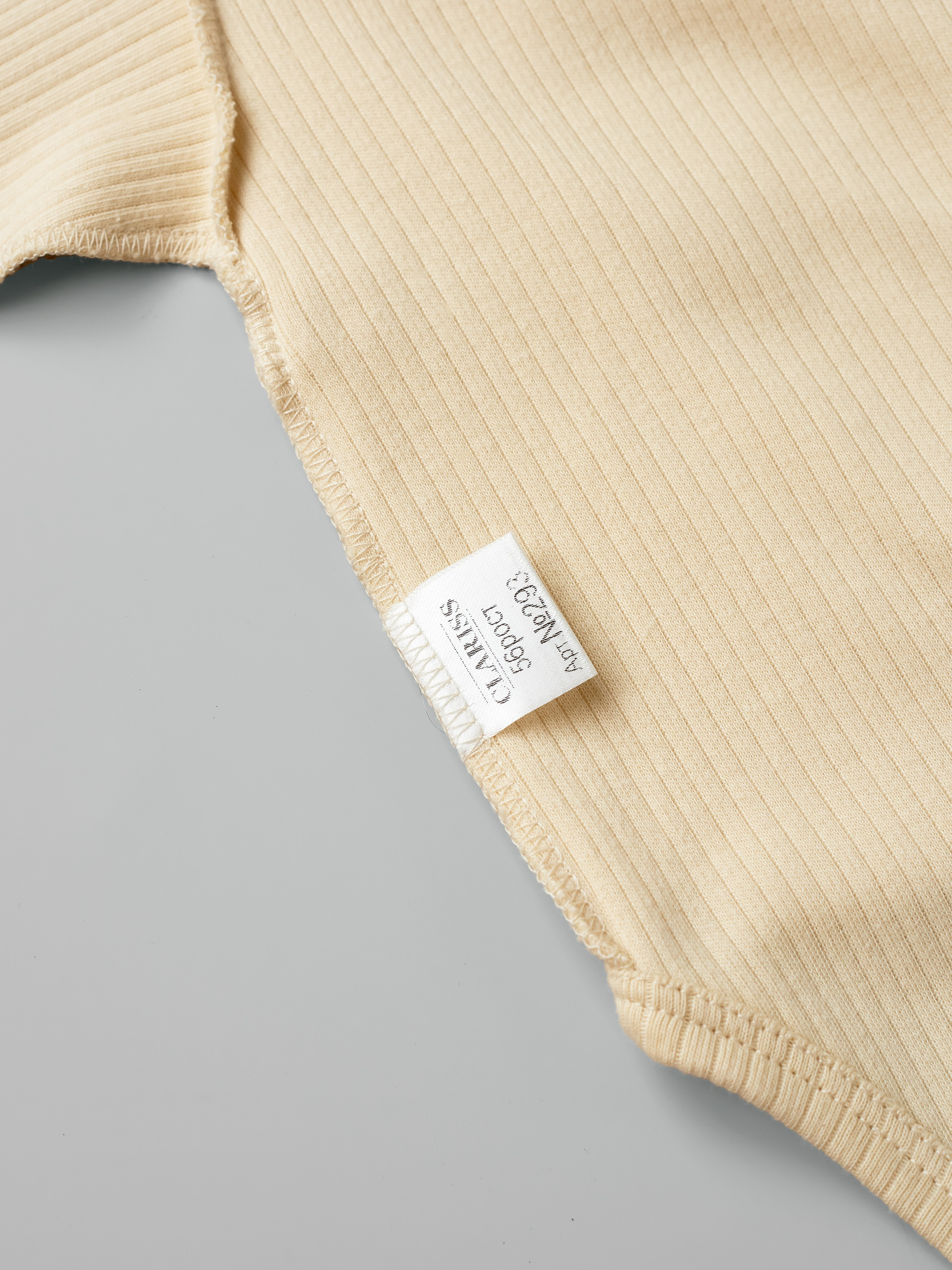 Одежда для детей. Предметный фотограф, инфографика и видео в Санкт-Петербурге