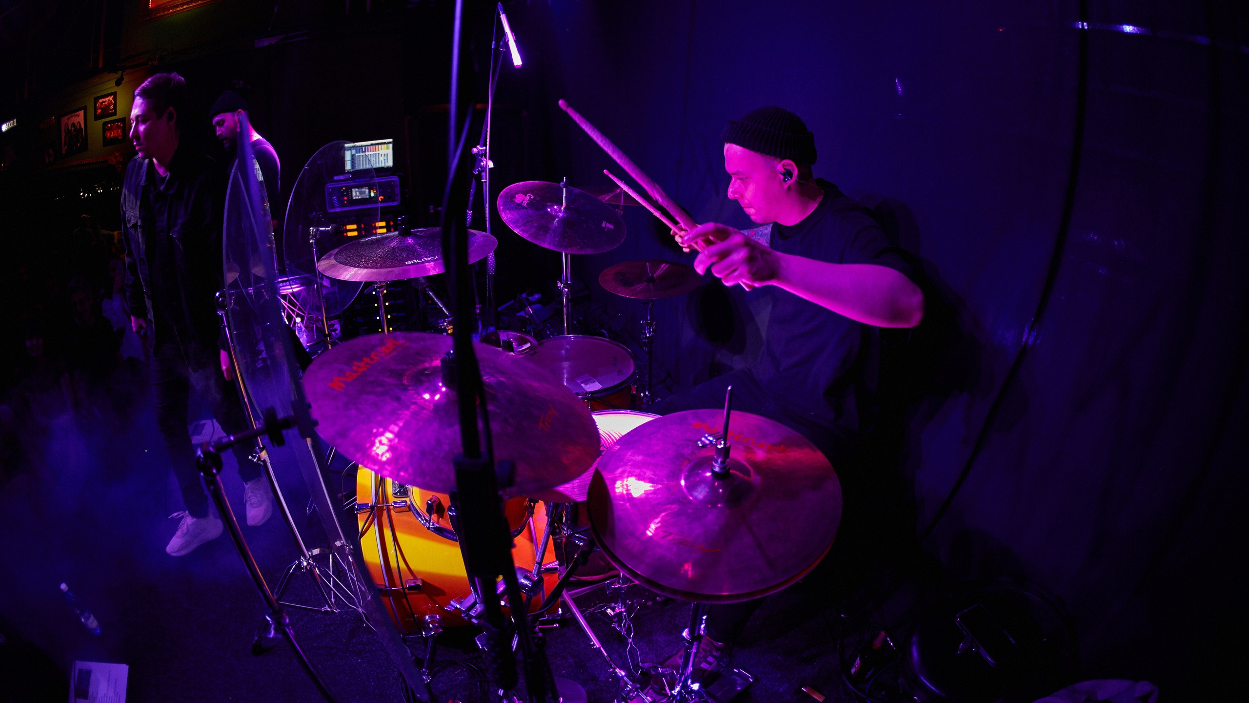 2022-10-23. Follow The Sunrise