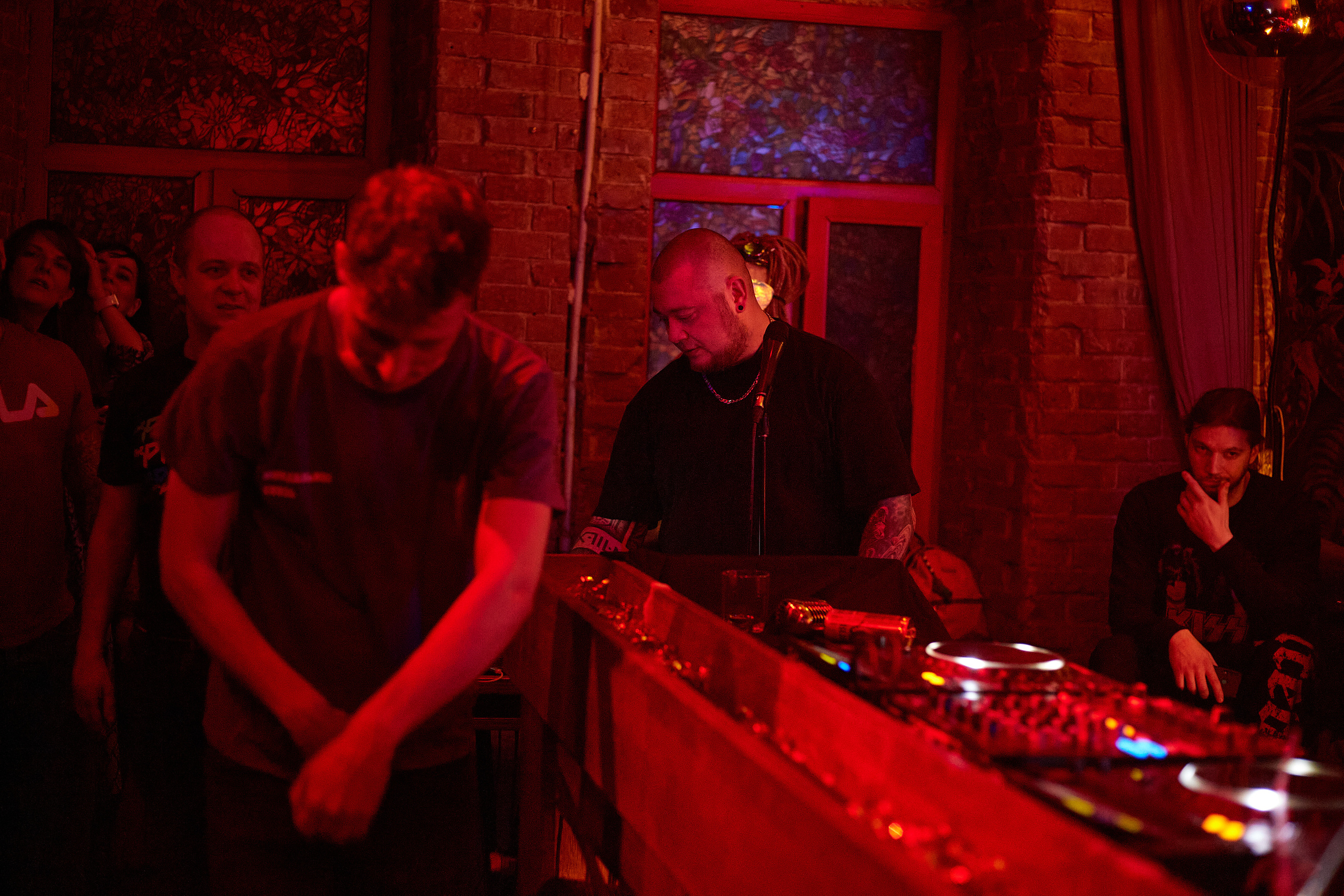 2023-03-31. Breakpillzz (Serotonin-party)