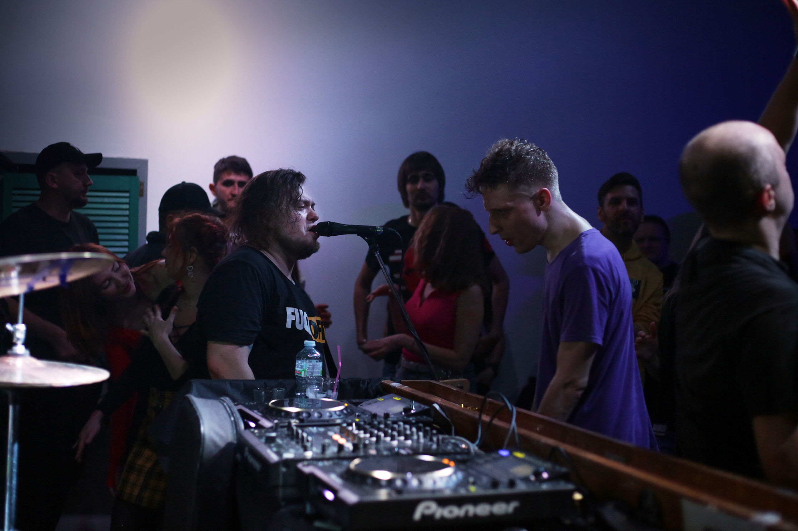 2023-03-31. Breakpillzz (Serotonin-party)