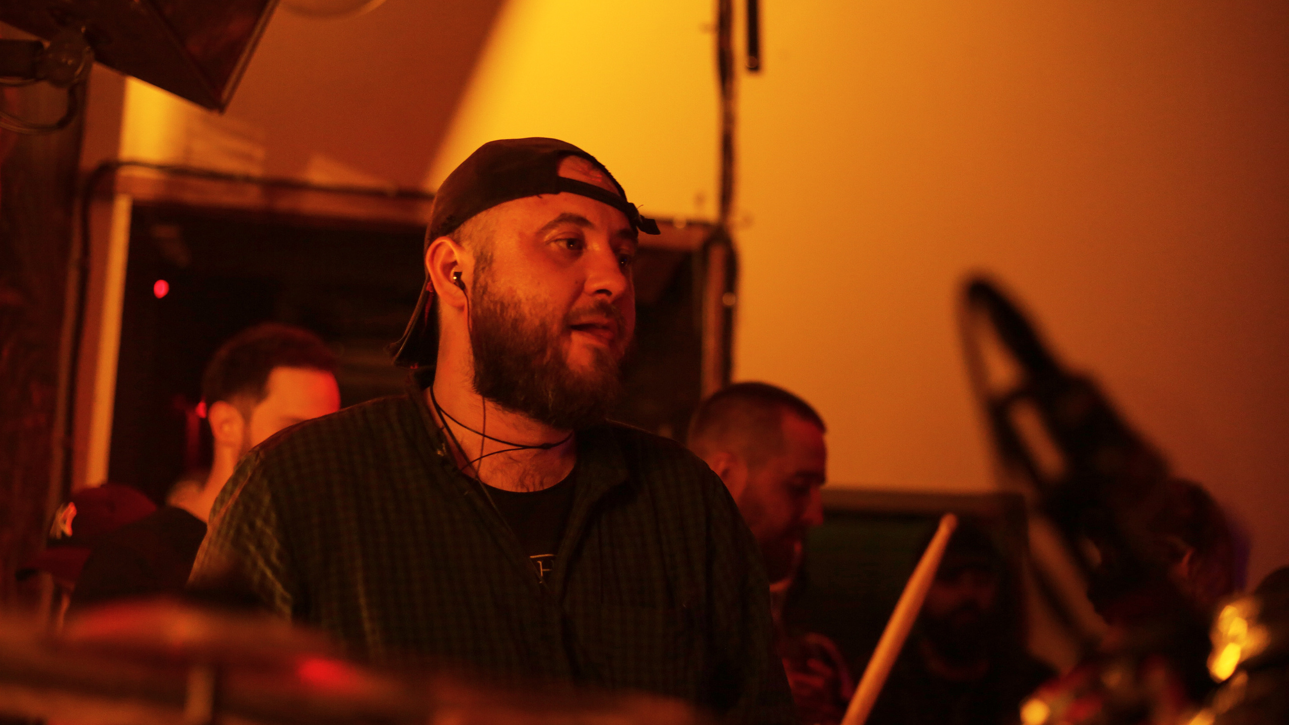 2023-03-31. Breakpillzz (Serotonin-party)