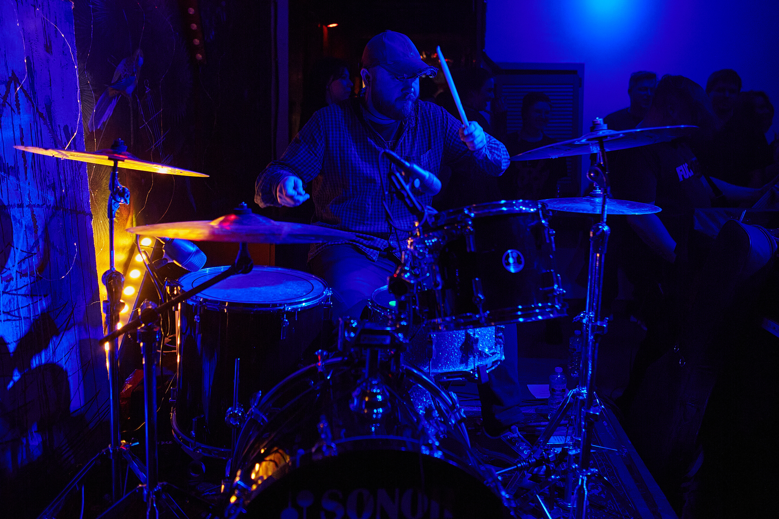 2023-03-31. Breakpillzz (Serotonin-party)