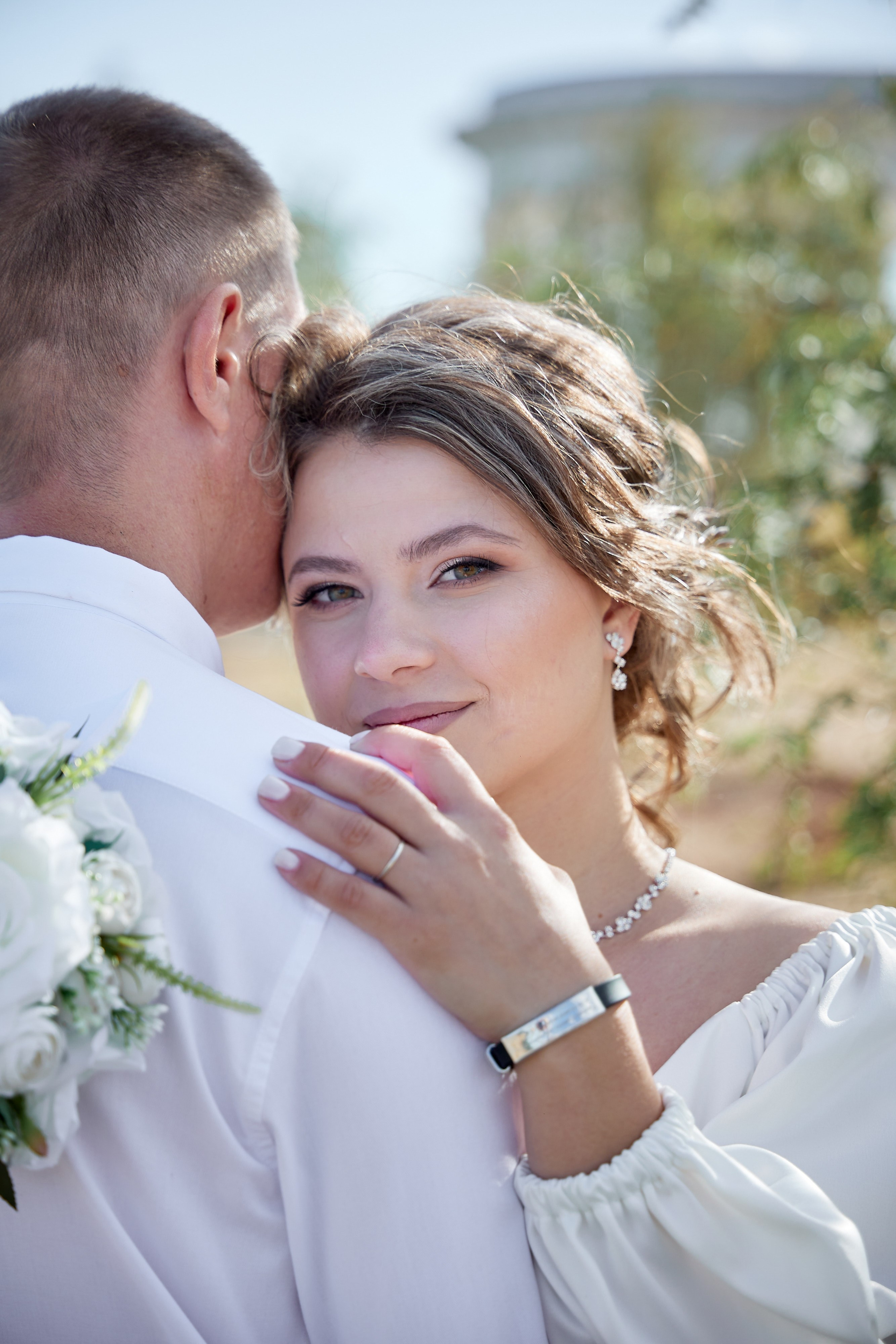 Фотосъемка в ЗАГСе, прогулка молодых, банкет