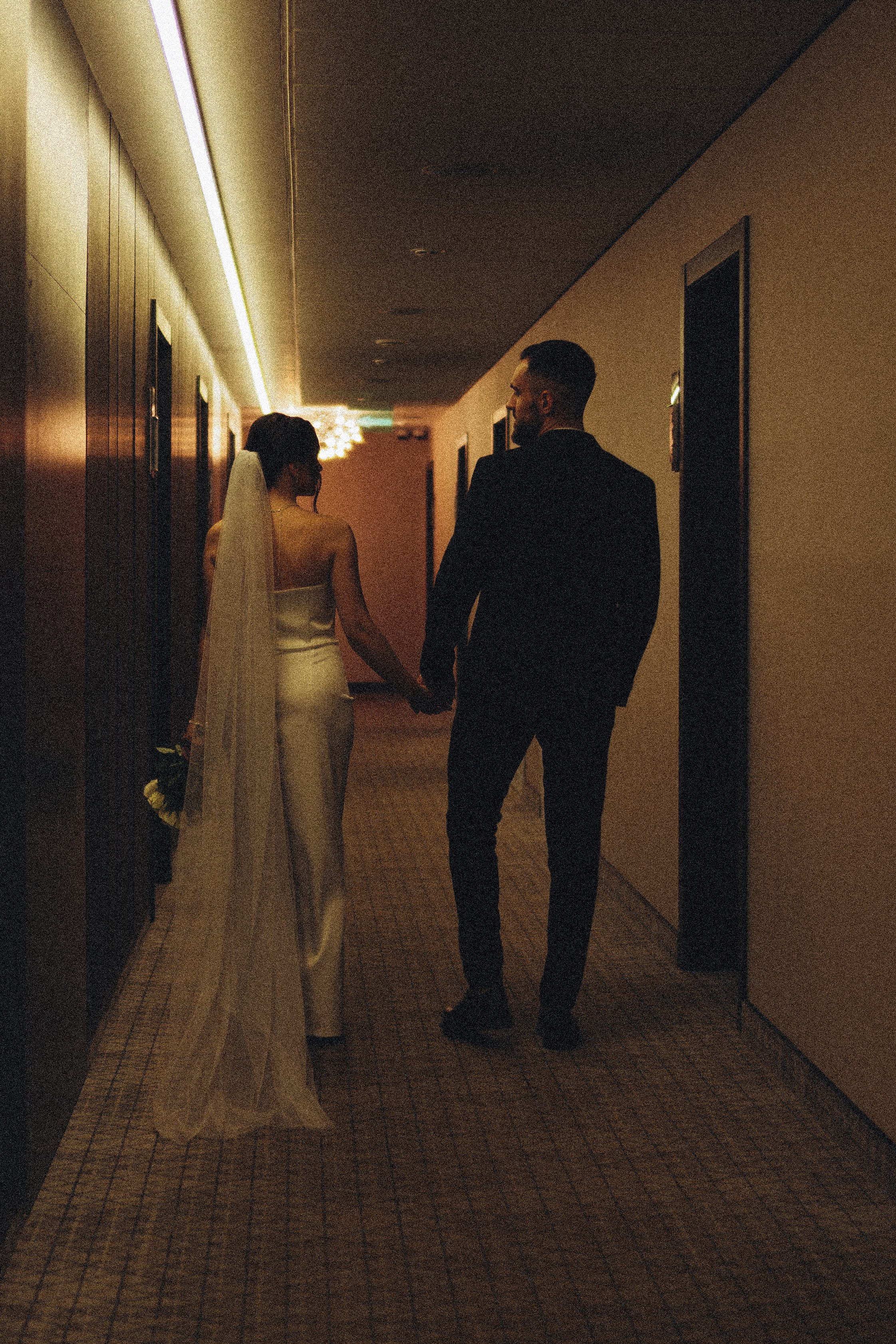 СВАДЕБНАЯ СЬЕМКА СБОРОВ ЖЕНИХА И НЕВЕСТЫ В ОТЕЛЕ И ТАКЖЕ ФОТОСЕССИИЯ В ОТЕЛЕЕ МЕГАПОЛИС БРЯНСК. Профессиональный фотограф, Санкт-Петербург — Виктория Богомолова