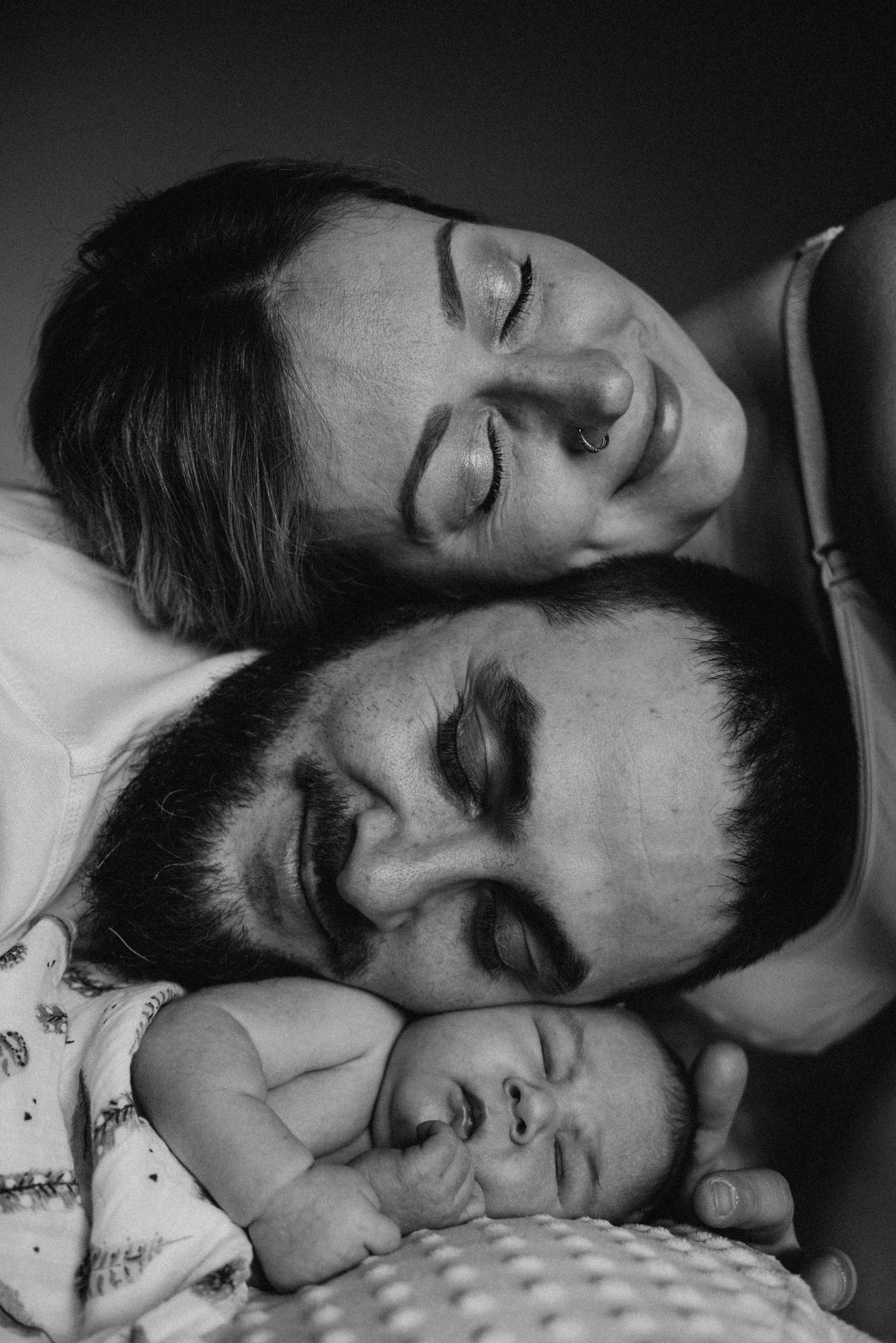 Большое маленькое чудо. Домашняя съемка новорожденного. Семейный фотограф в Железнодорожном Масаева Елена