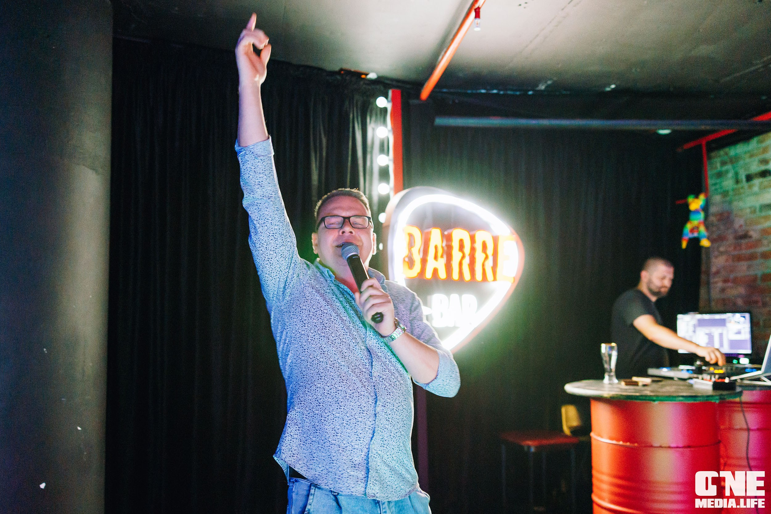Фоторепортаж из бара Баррэ. One Media Life: фоторепортажи, фотоотчеты с мероприятий и заведений