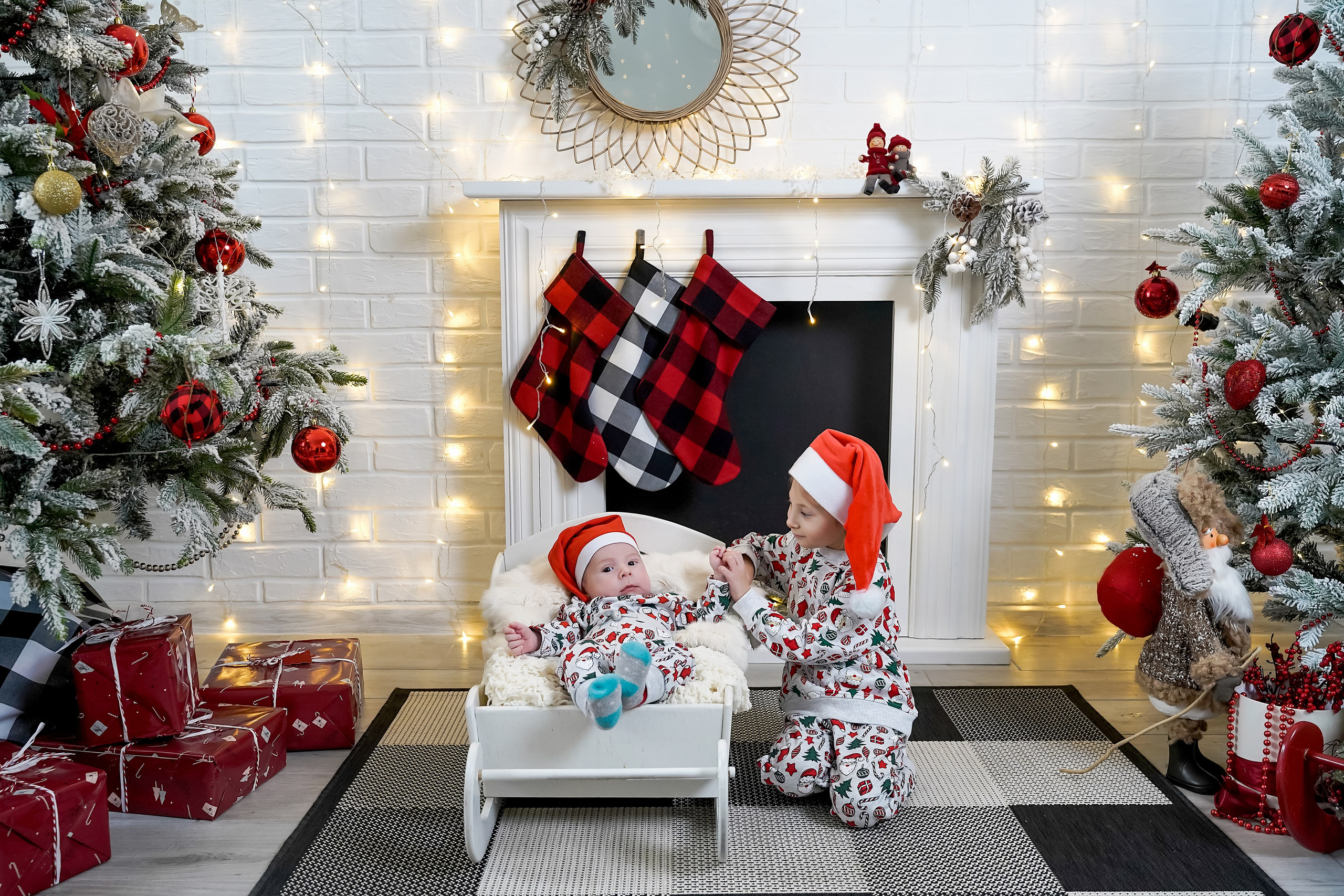 НОВОРОЖДЕННЫЙ НГ. Фотограф в Ялте Инна Найден. Детский и семейный фотограф