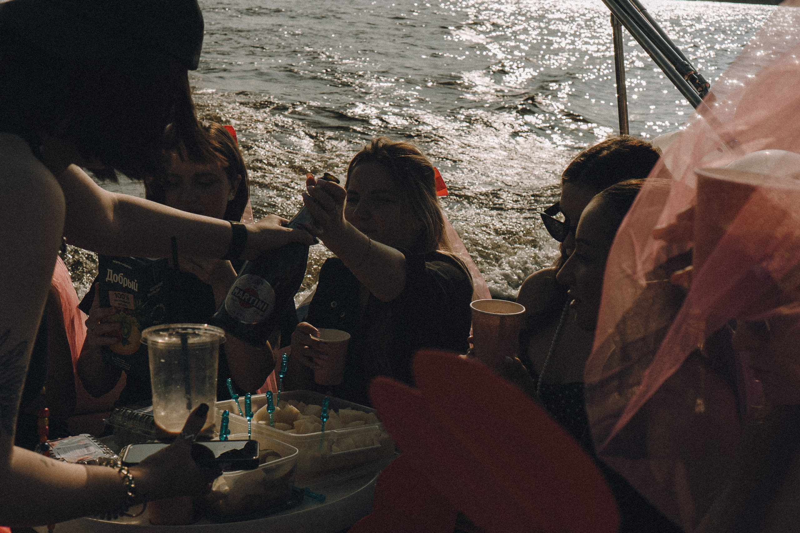 ДЕВИЧНИК НА КАТЕРЕ. Профессиональный фотограф, Санкт-Петербург — Виктория Богомолова
