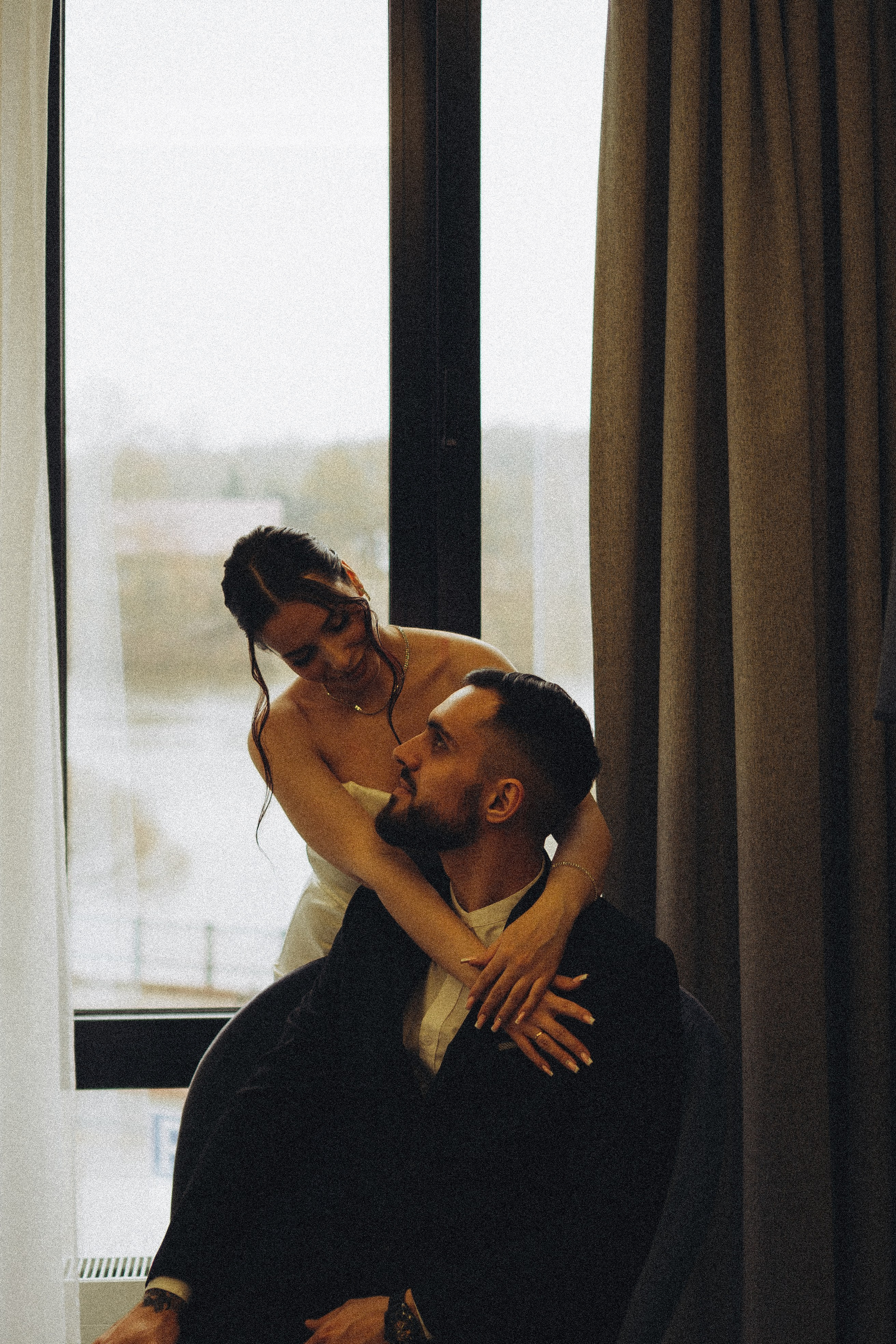 СВАДЕБНАЯ СЬЕМКА СБОРОВ ЖЕНИХА И НЕВЕСТЫ В ОТЕЛЕ И ТАКЖЕ ФОТОСЕССИИЯ В ОТЕЛЕЕ МЕГАПОЛИС БРЯНСК. Профессиональный фотограф, Санкт-Петербург — Виктория Богомолова