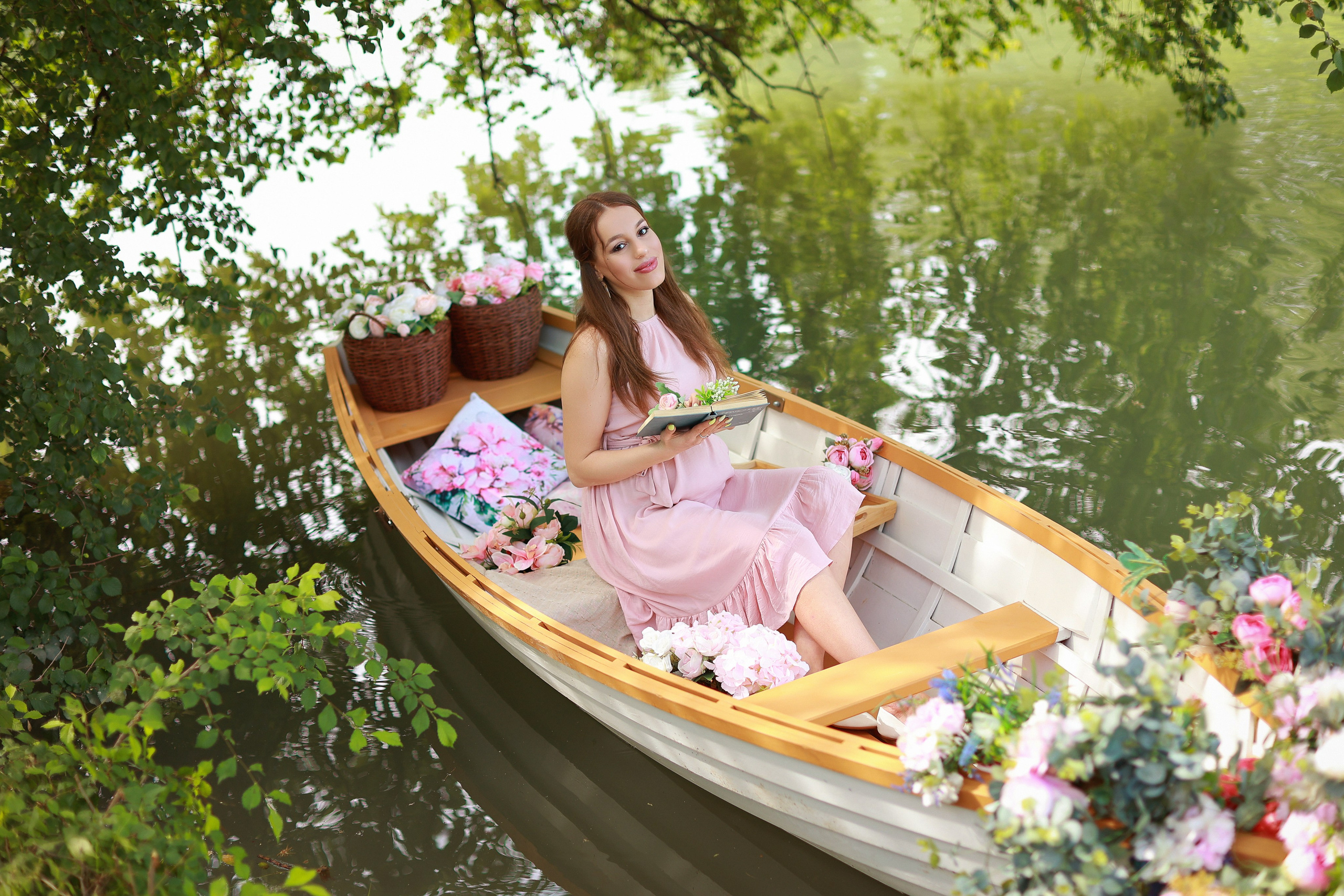 Цветочная лодочка. Детский семейный фотограф Краснодар