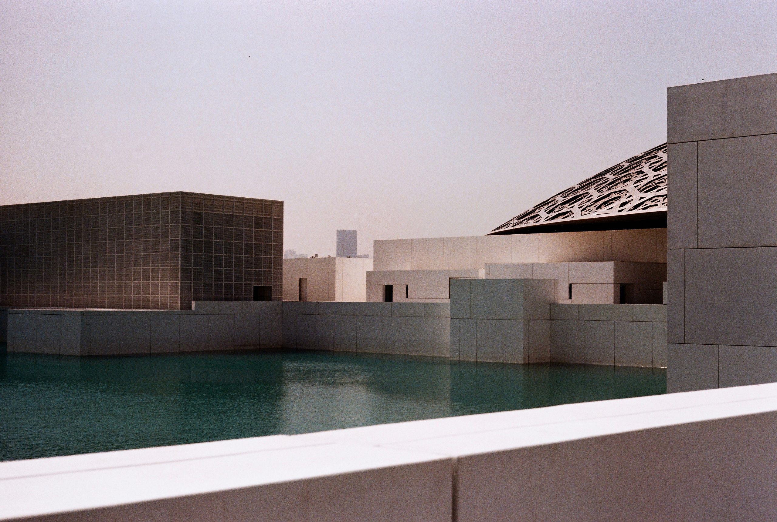 Louvre Abu Dhabi. Tatiana Darina — film photographer in St. Petersburg