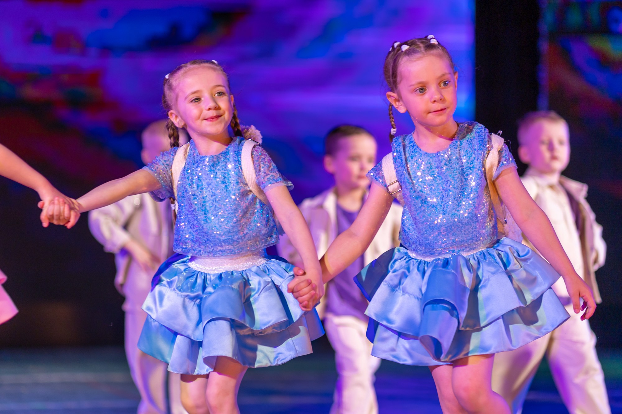 Отчетный концерт Заслуженного коллектива РФ «Жемчужинка» в Оренбурге, ДК «Россия», 2025 г. Фотограф в Оренбурге. Профессиональный фотограф