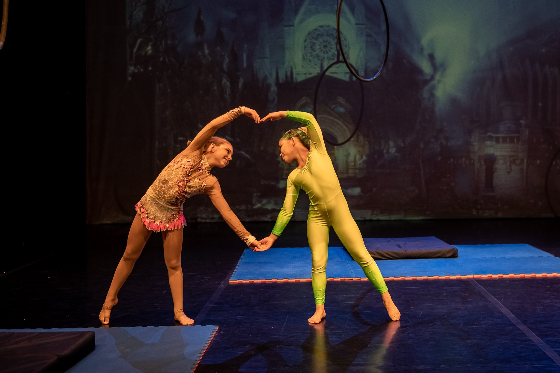 Отчетное выступление студии воздушной гимнастики Sport Evolution. Свадебный и семейный фотограф София Невская