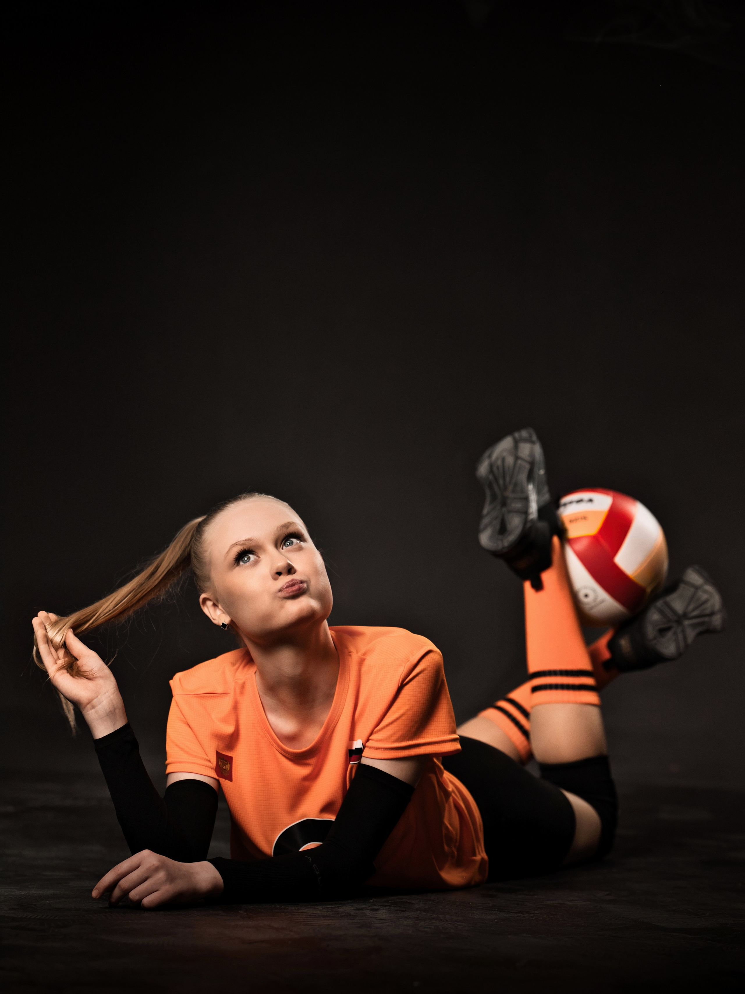 В волейбол играют настоящие красотки!. Фотограф Денис Кривопусков