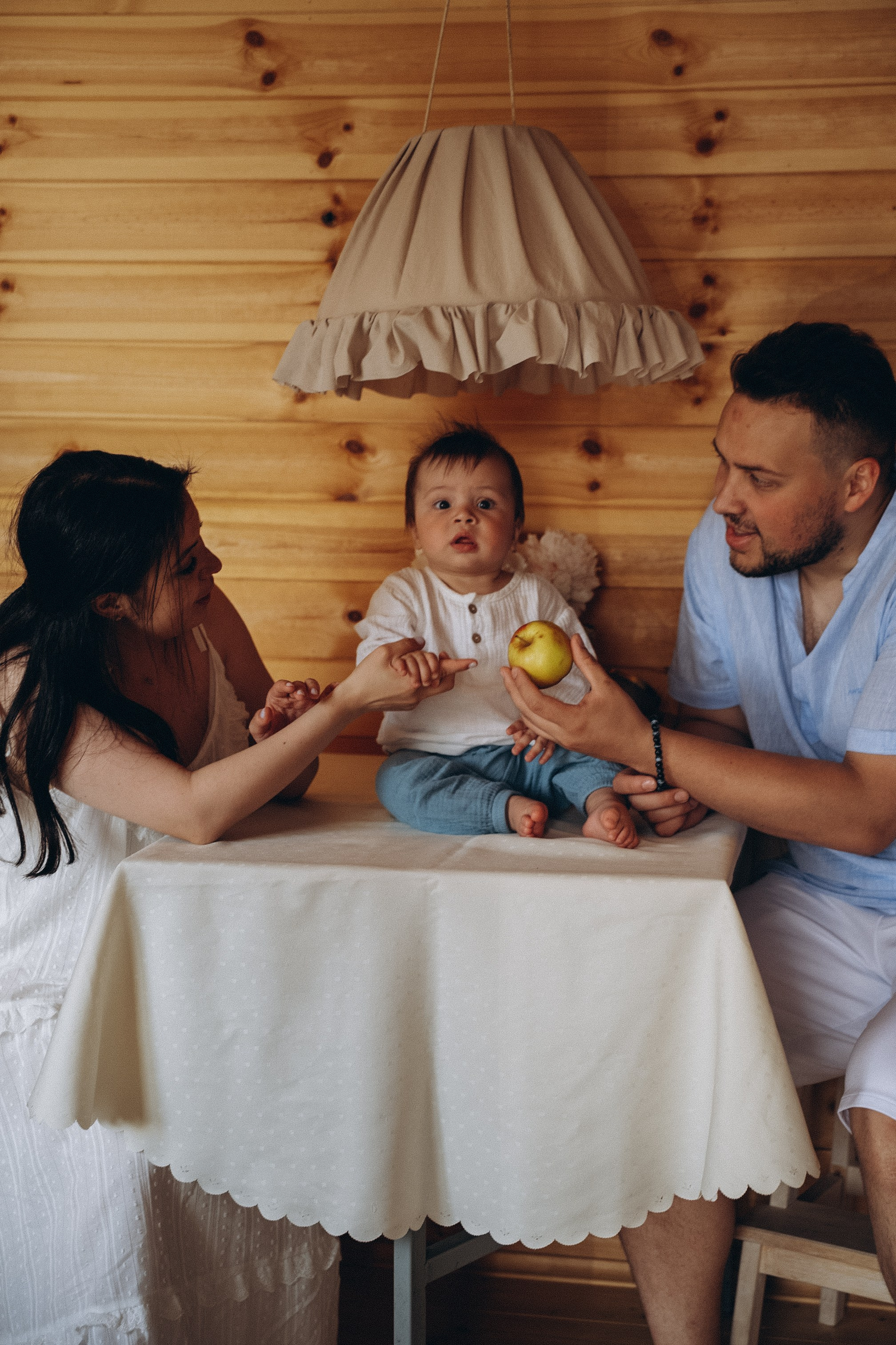 Семейная за городом на даче. Семейный свадебный фотограф Екатеринбург Первоуральск Шарнина Алёна