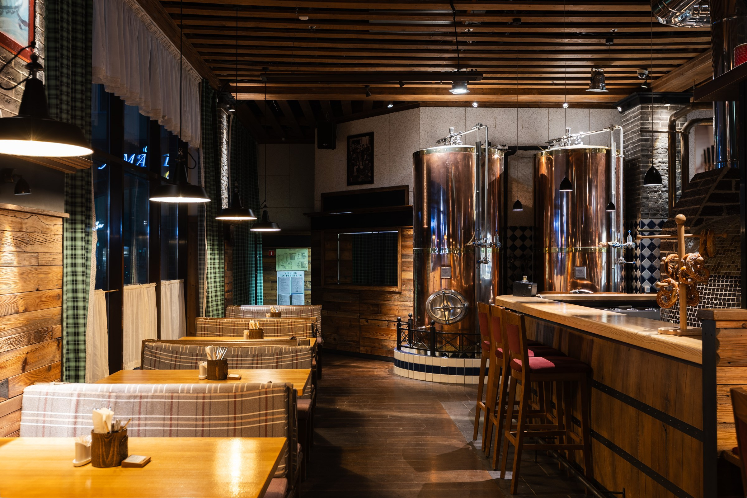 Съемка ресторана PAULANER в городе Краснодар. Архитектурный и интерьерный фотограф в Краснодаре | Дмитрий Демской