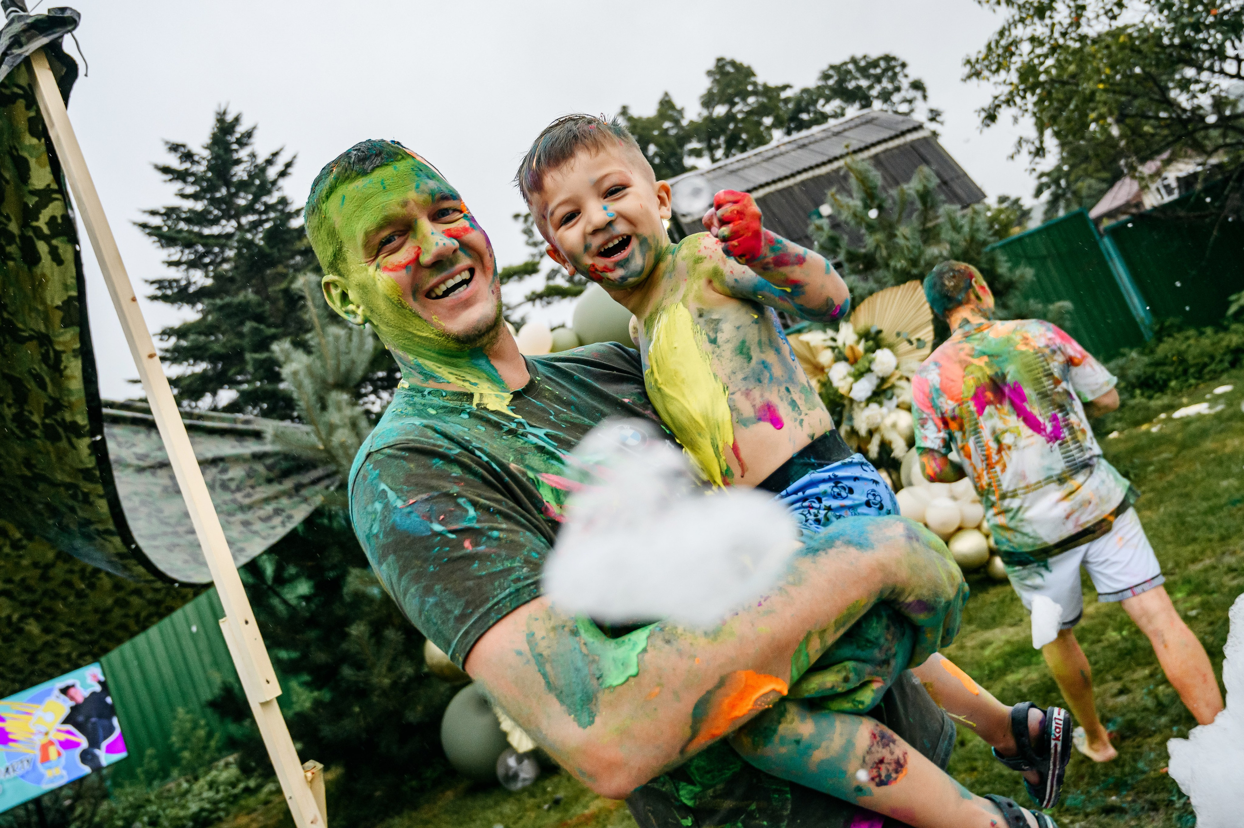 Ника. Пенная вечеринка с бассейном. Фотограф Владивосток. Игорь Кирсанов