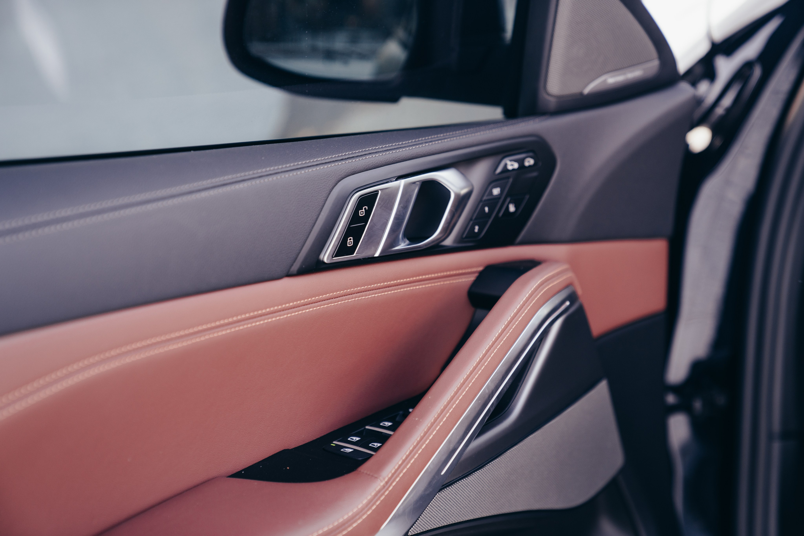 BMW X6 30d X-Drive. Идеальные портреты для соцсетей — Фотограф Ленар