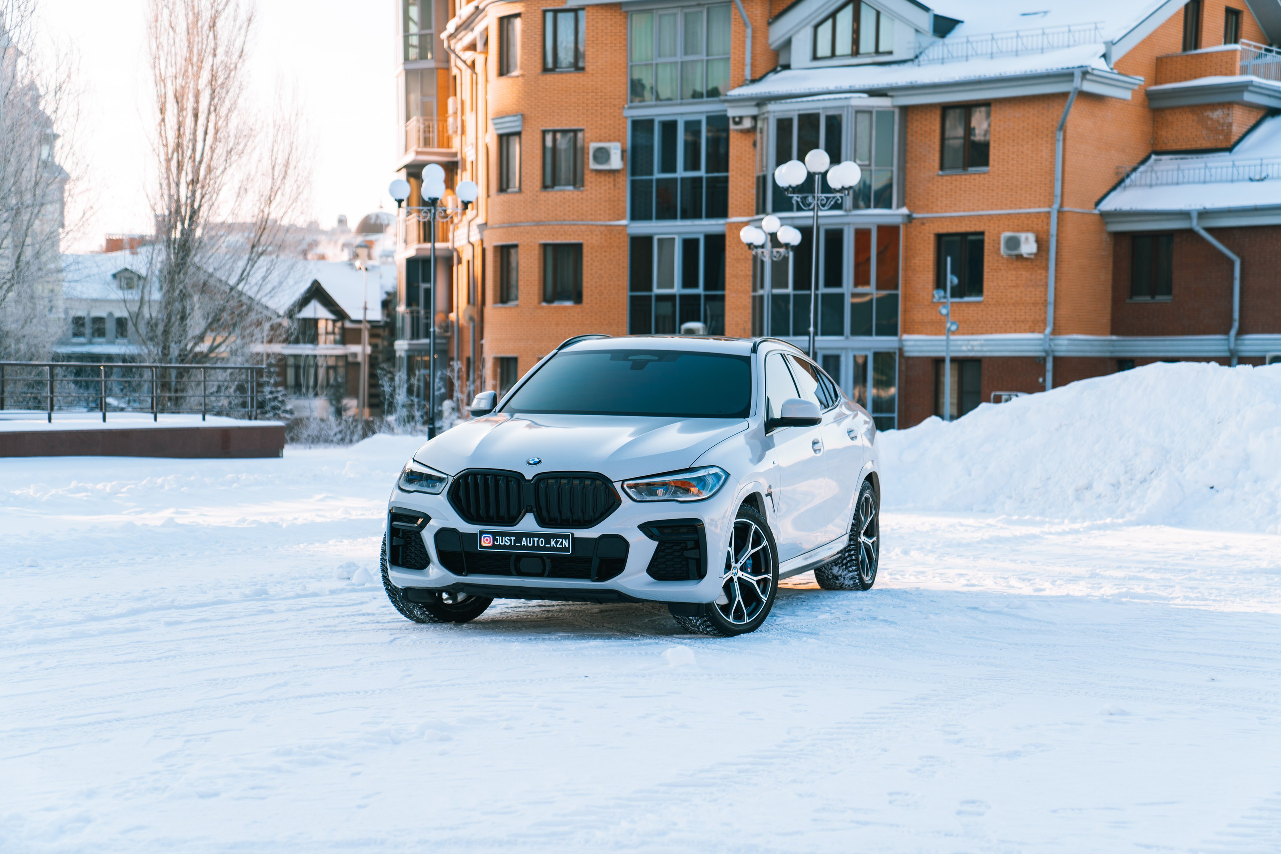 BMW X6 30d X-Drive. Идеальные портреты для соцсетей — Фотограф Ленар