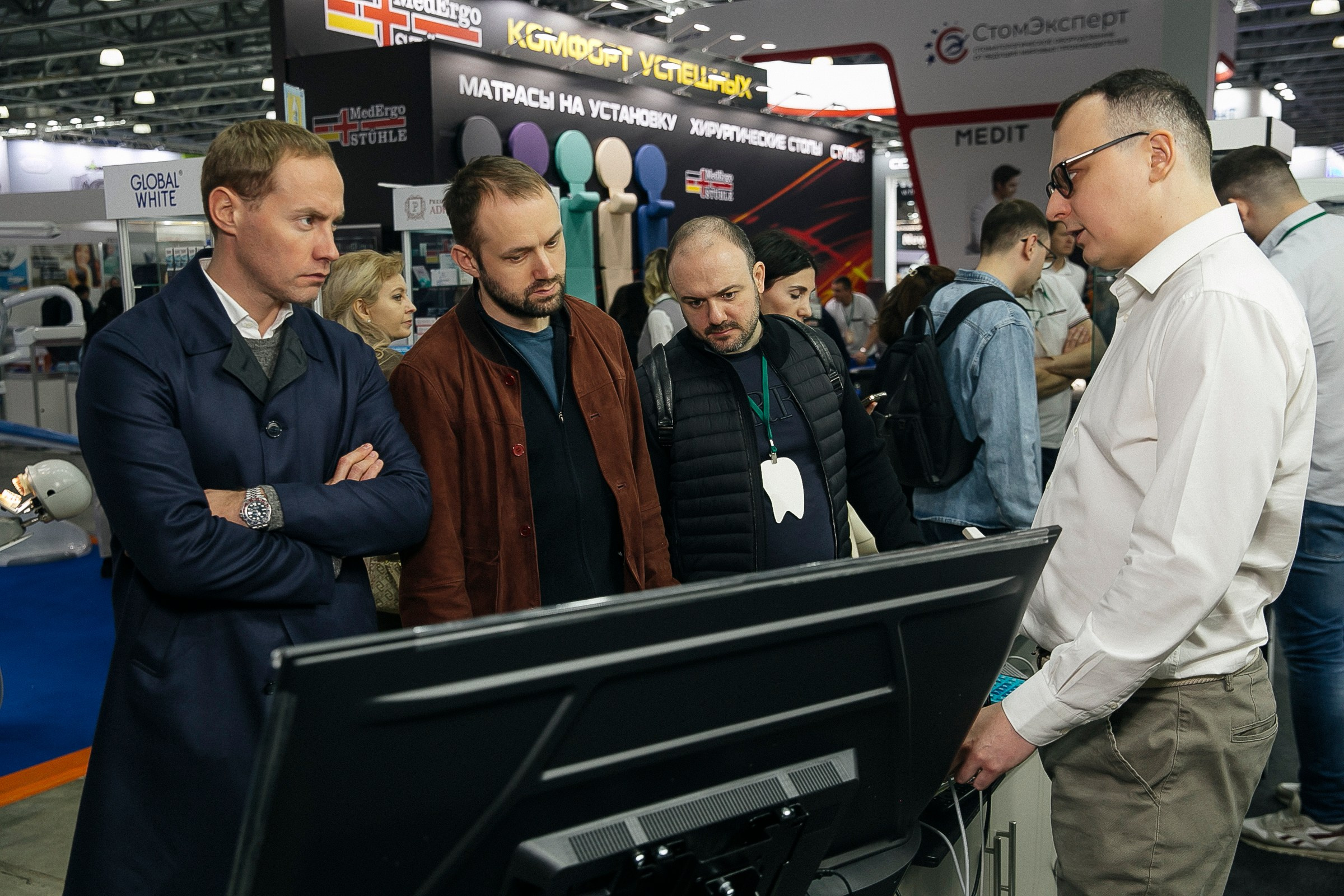 Выставка Dental 2024. Фотограф в Москве