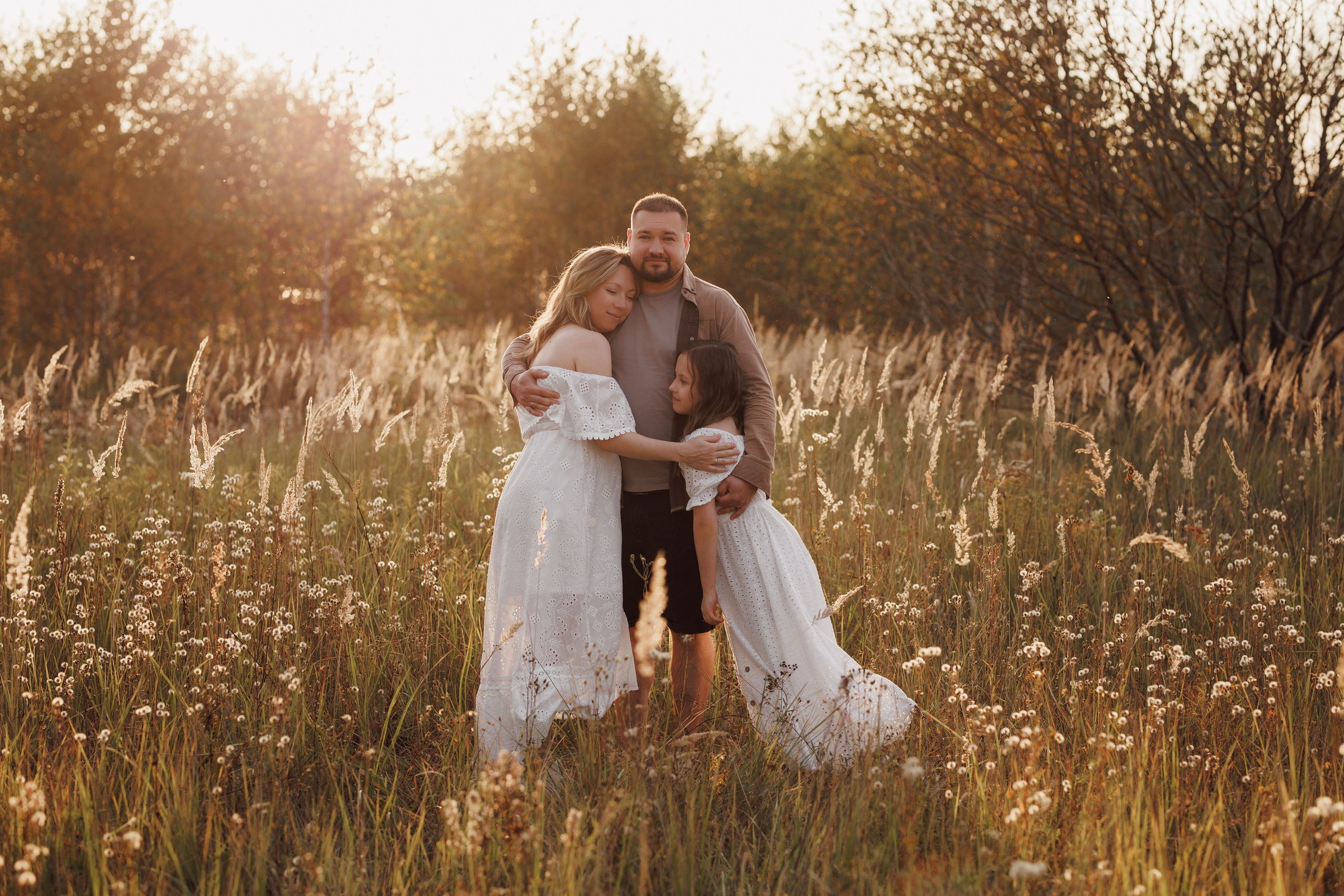 Эльвира, Стас и Эмилия