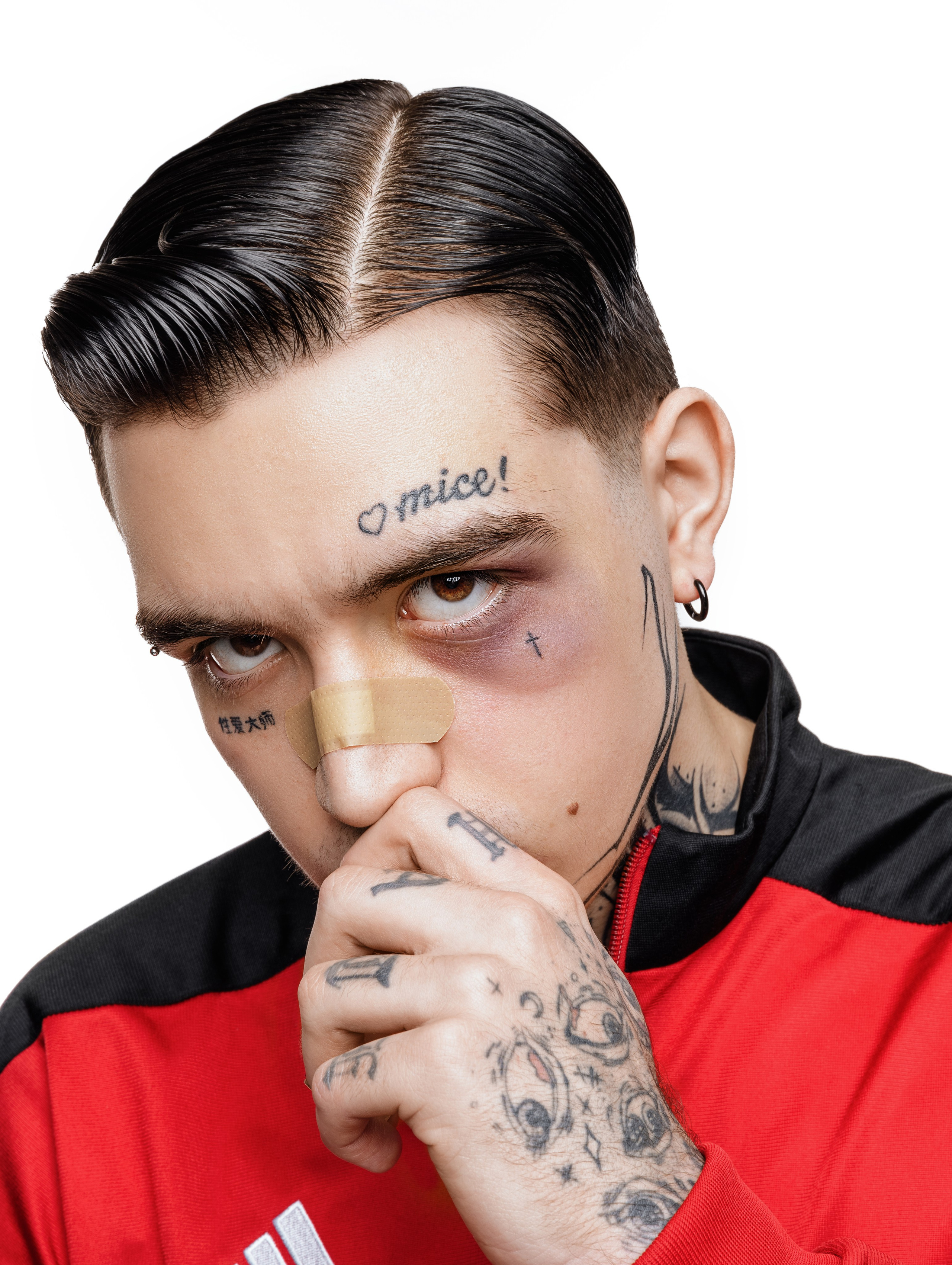 CULT OF HAIR by main stage. Фотограф для маркетплейсов в Москве Озерова Кристина