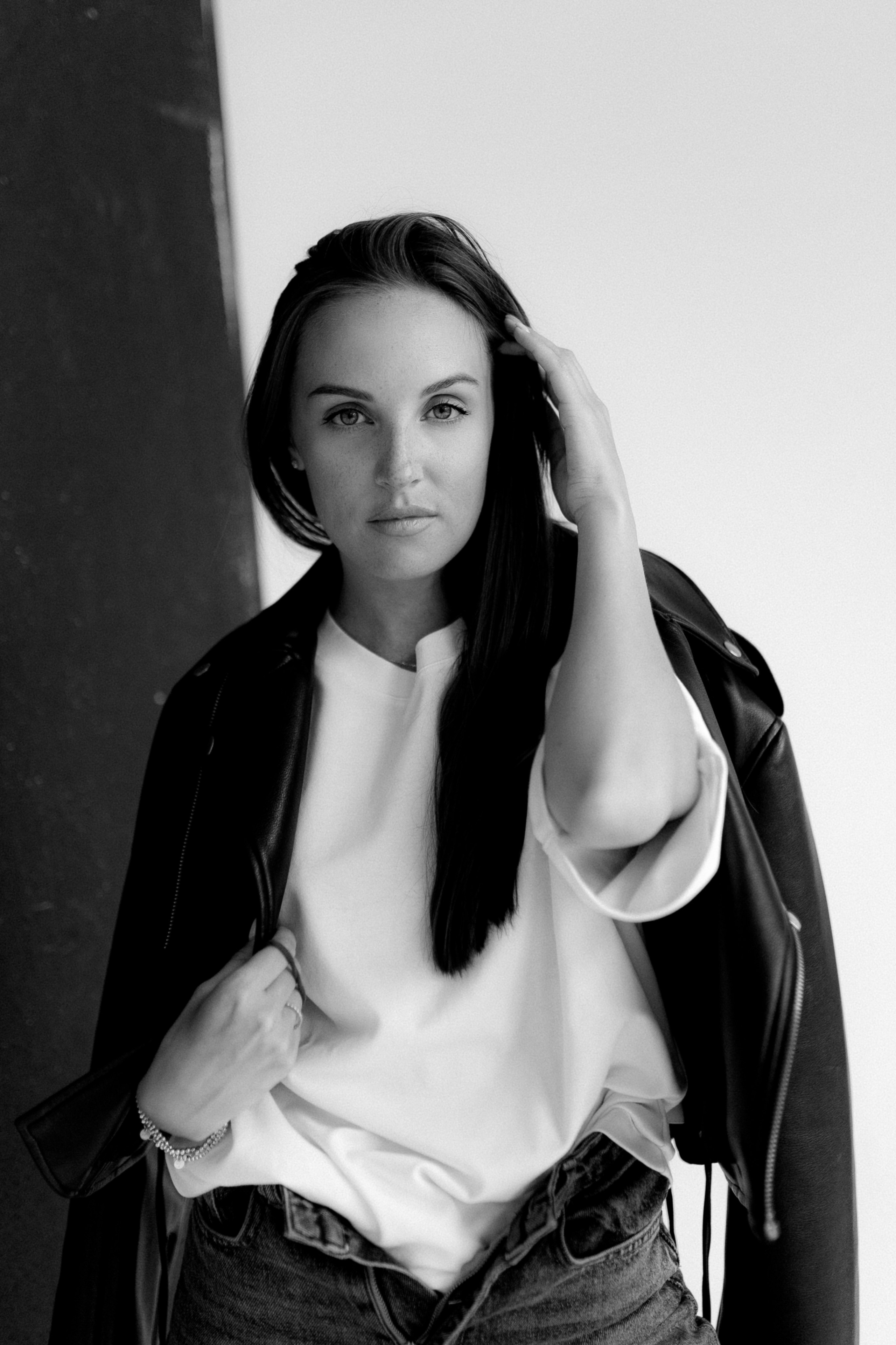 Юля. Главная