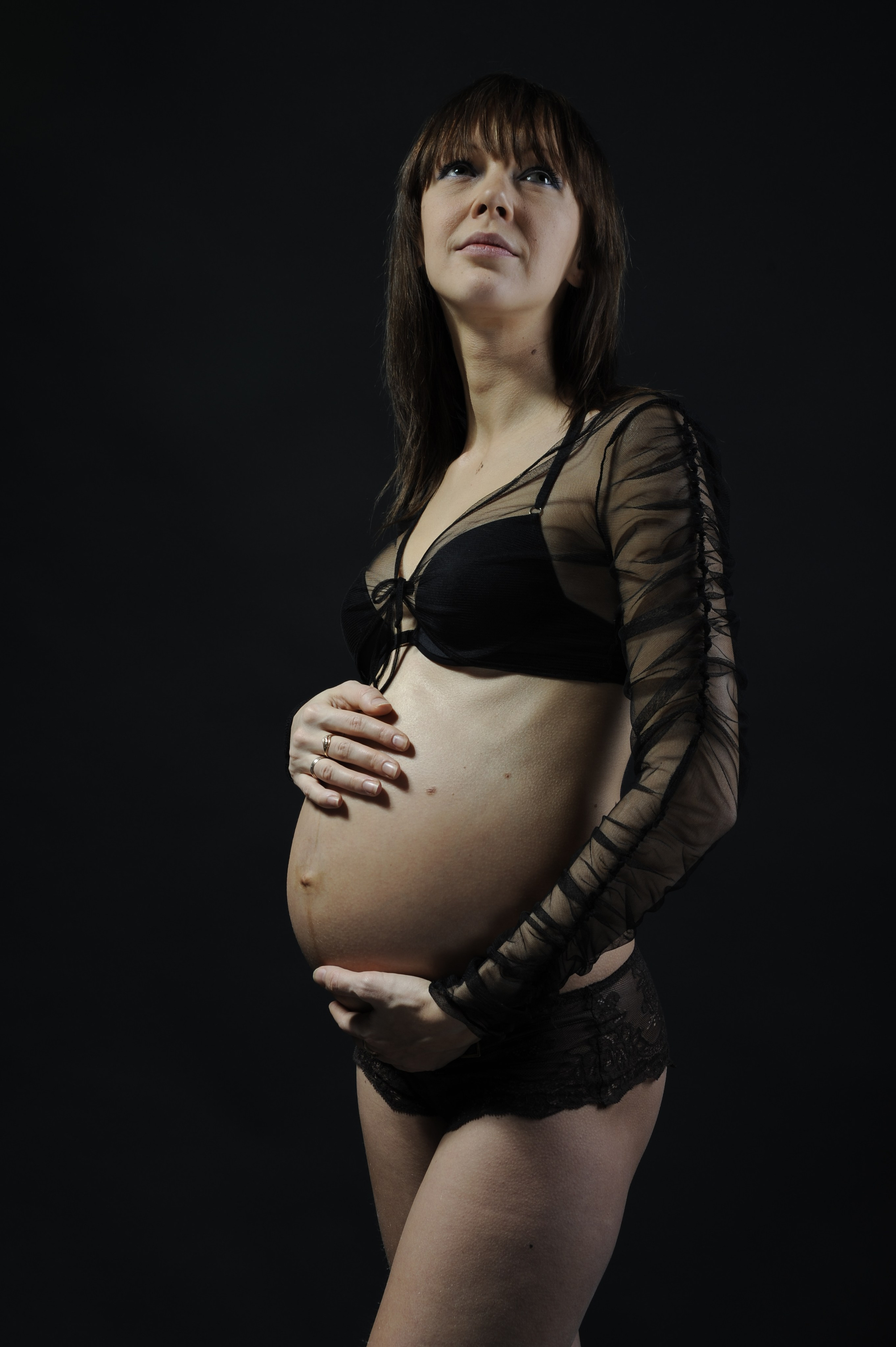 Фотосессия во время беременности от студии Love Story. Максим Матвийченко и Виктория Басова профессионалы своего дела