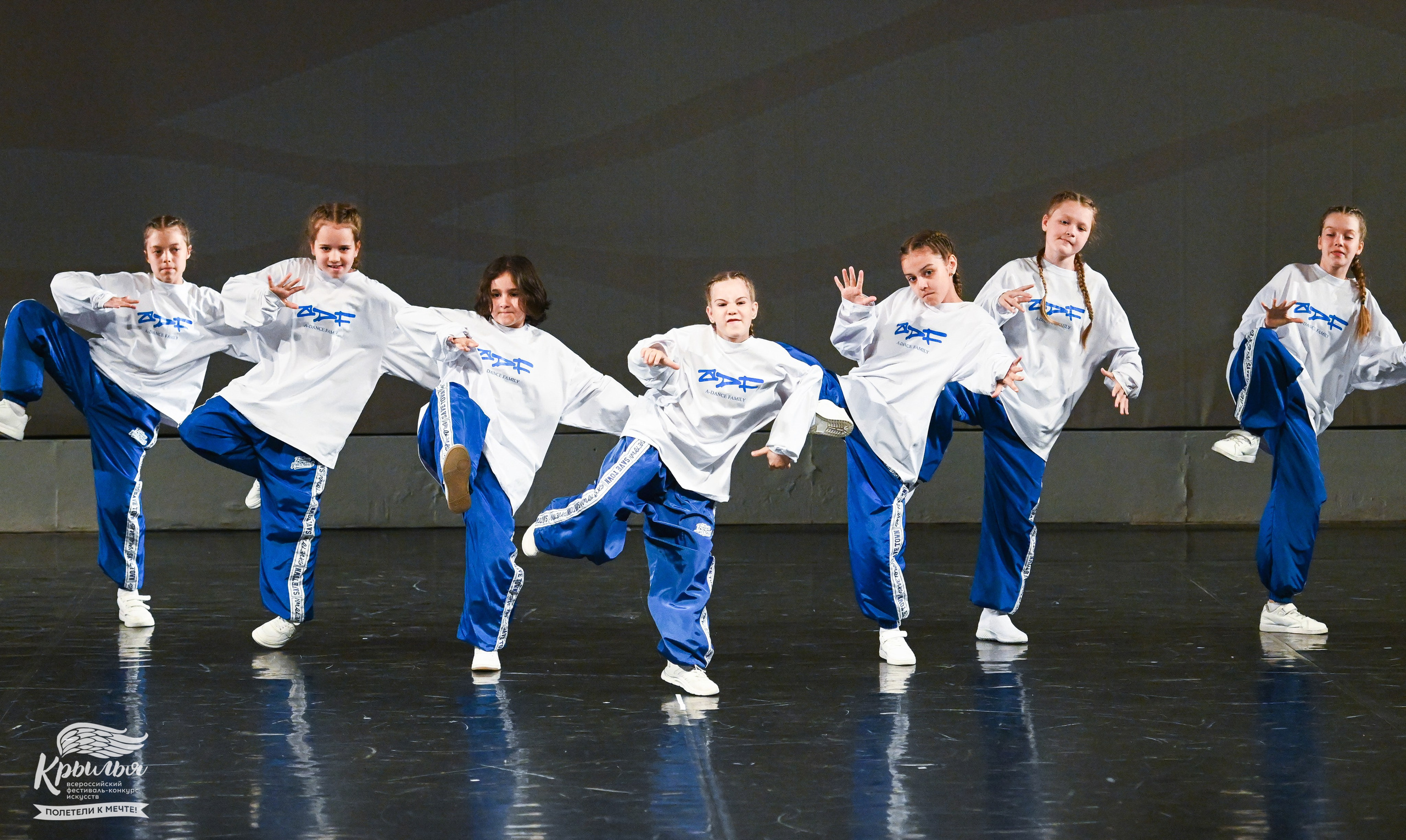 04.06.2025 Всероссийский фестиваль-конкурс искусств «Крылья» г. Санкт- Петербург. Медиастудия Фото Концепт