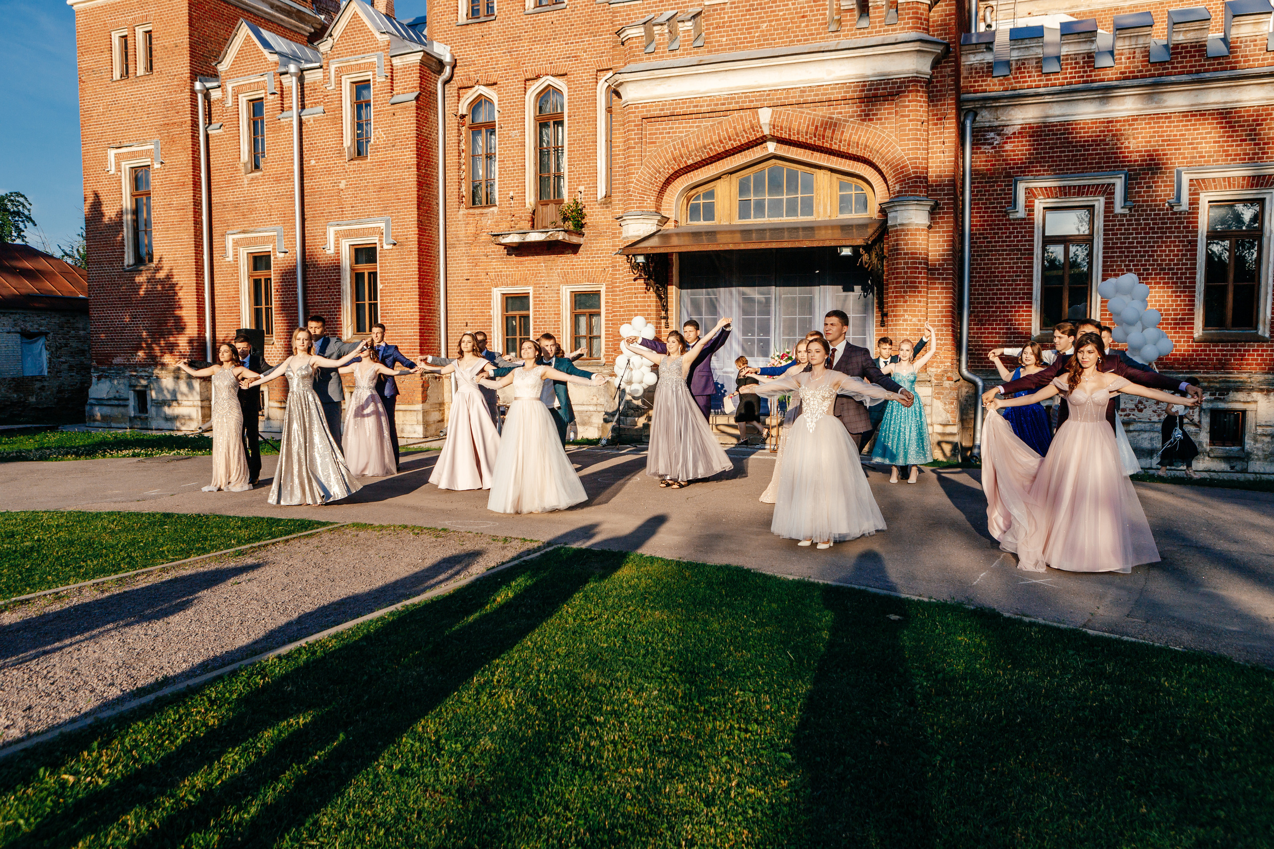 Выпускной 11 В Рамонь. Свадебный и семейный фотограф в Воронеже Катя Фишка