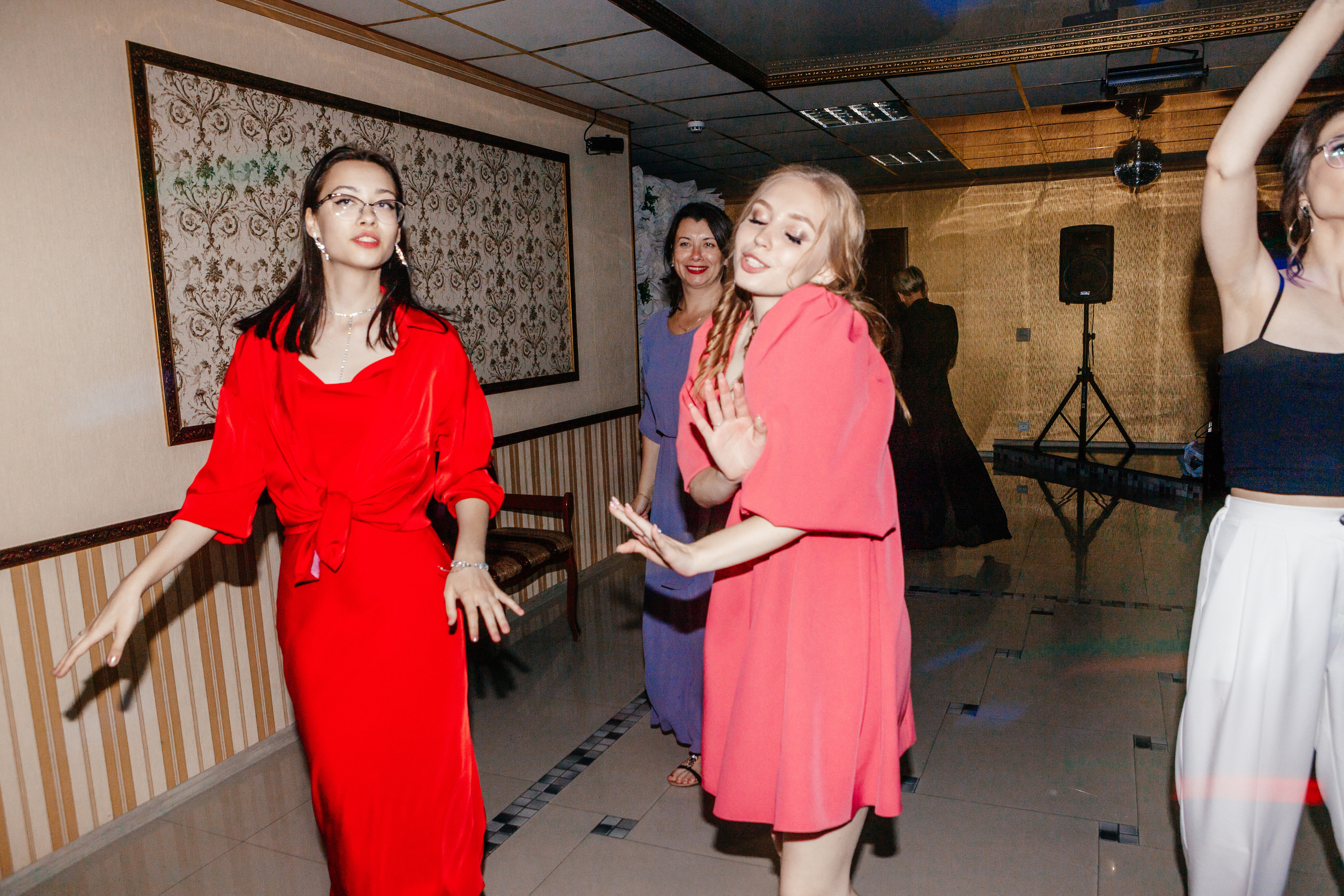 Выпускной 11 В Рамонь. Свадебный и семейный фотограф в Воронеже Катя Фишка