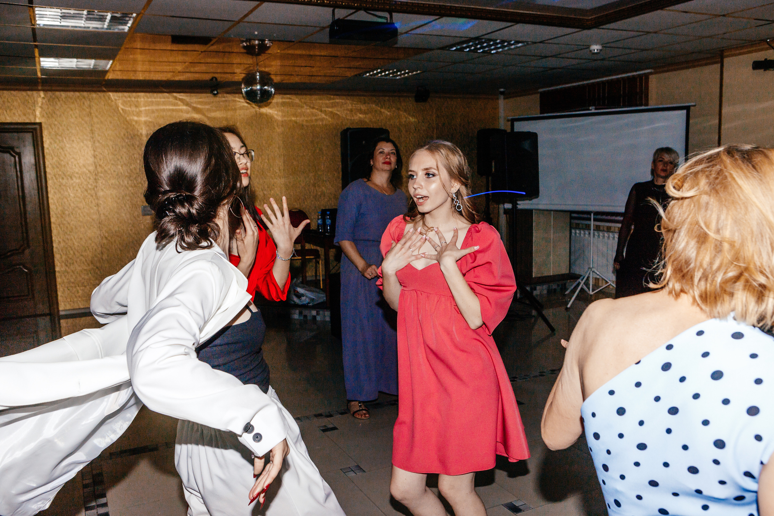 Выпускной 11 В Рамонь. Свадебный и семейный фотограф в Воронеже Катя Фишка