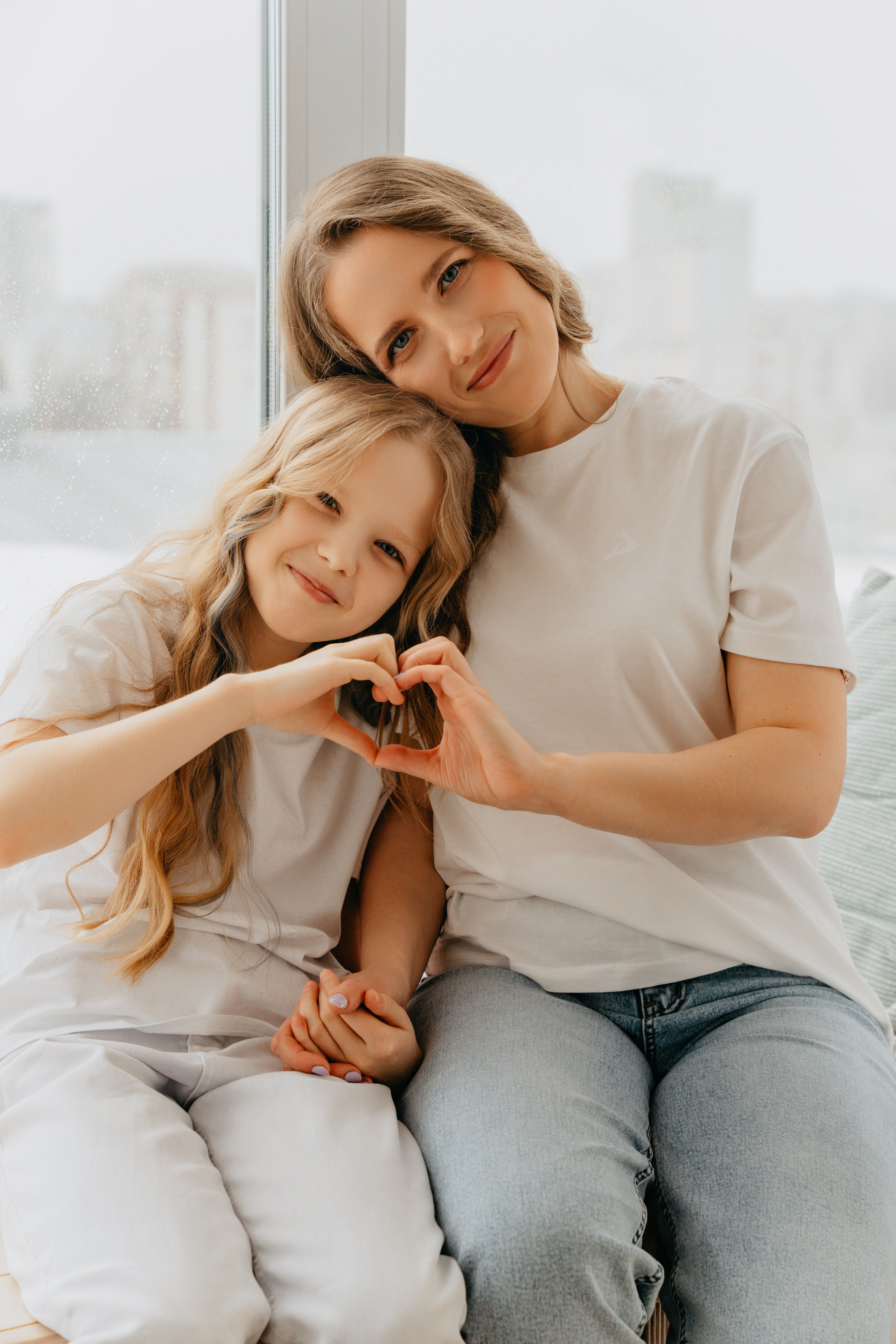 Мама и дочь и никого нет ближе нас