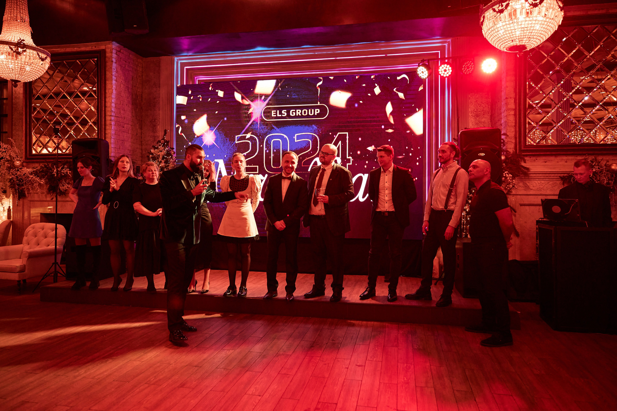 ELS GROUP. Антон Гошовский - свадебный и семейный фотограф в Москве и Крыму