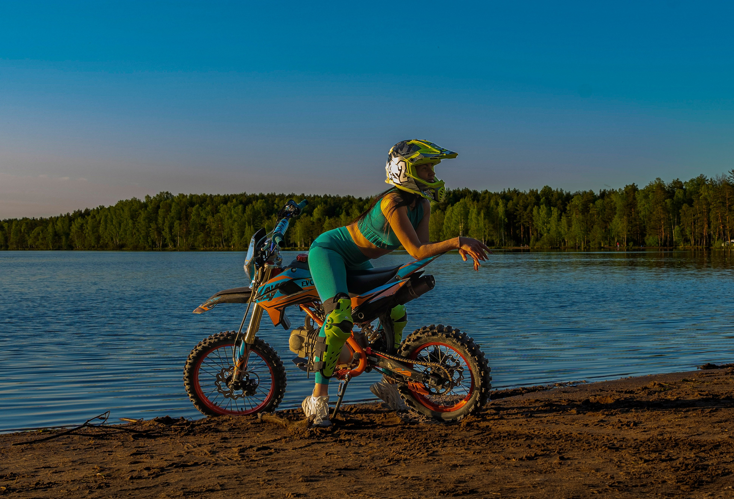 Екатерина. Графический дизайнер Илья Левченко