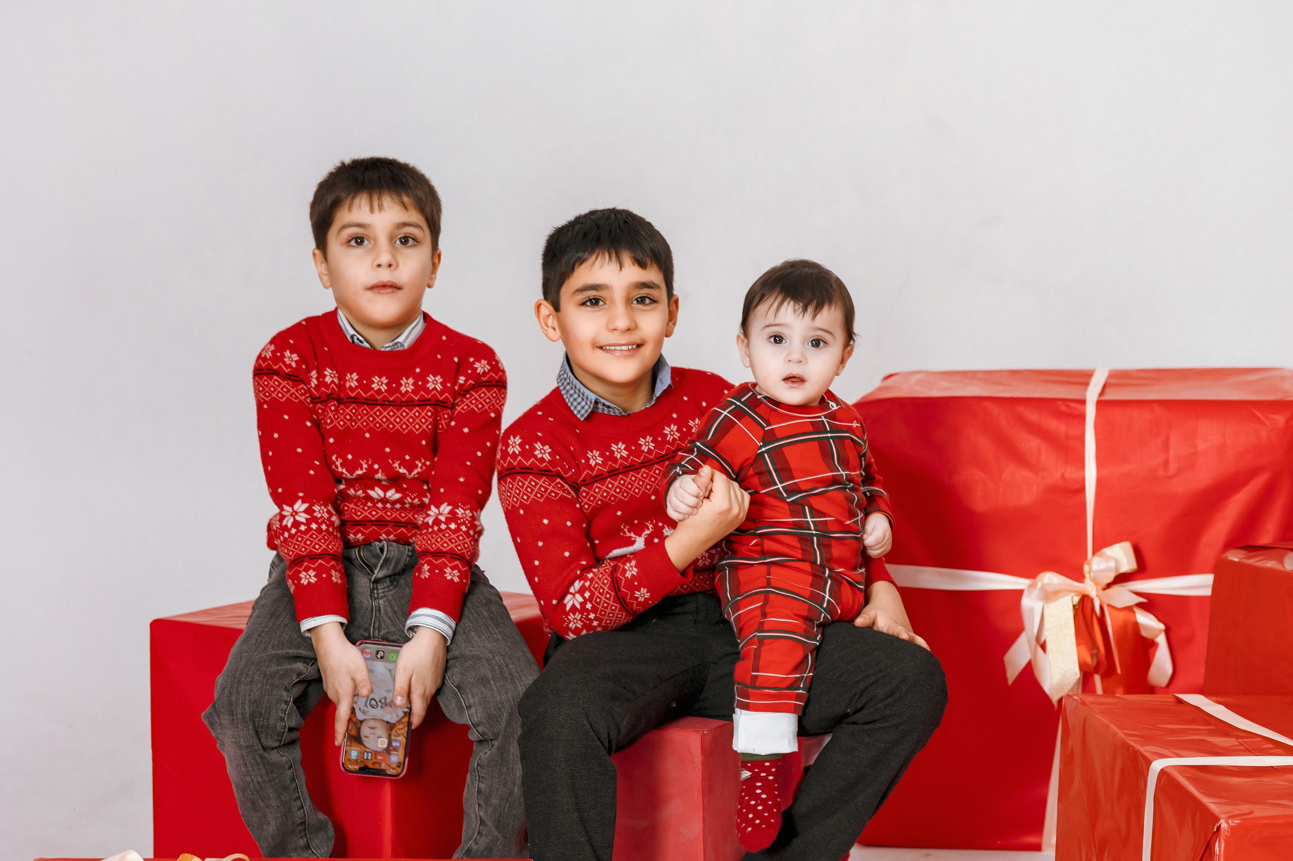 Зухра с детками. Свадебный и семейный фотограф в Каспийске Алёна Нурмагомедова