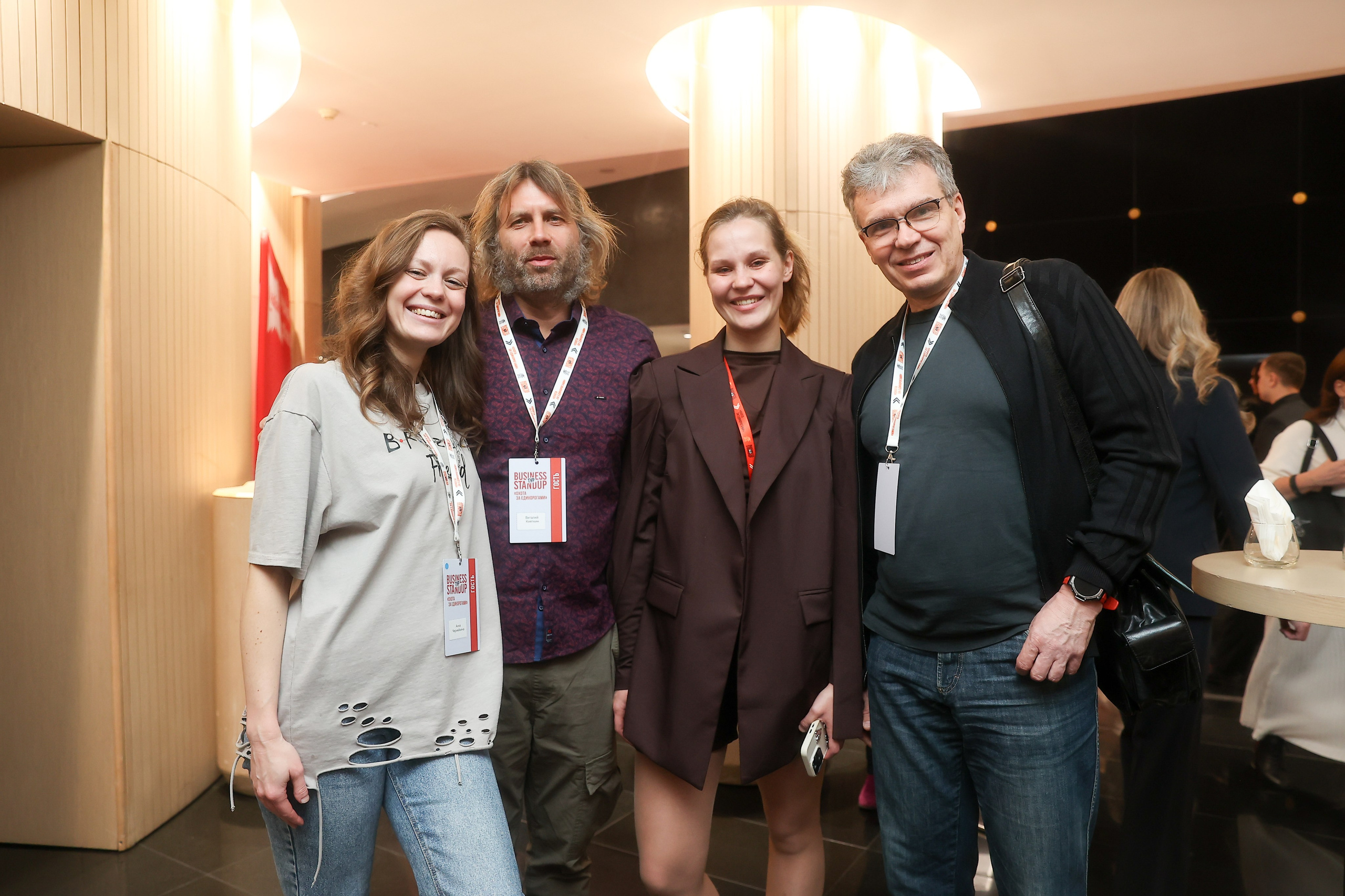 Оскар Хартманн. Business standup тур. Александра, репортажный и событийный фотограф