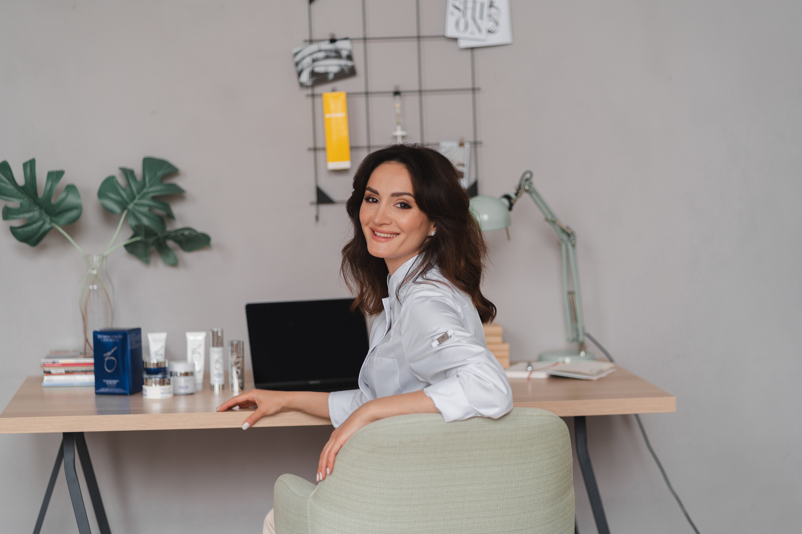 Аванесянц Софья I Косметолог, дерматовенеролог. Фотограф и ретушер Александра Белова