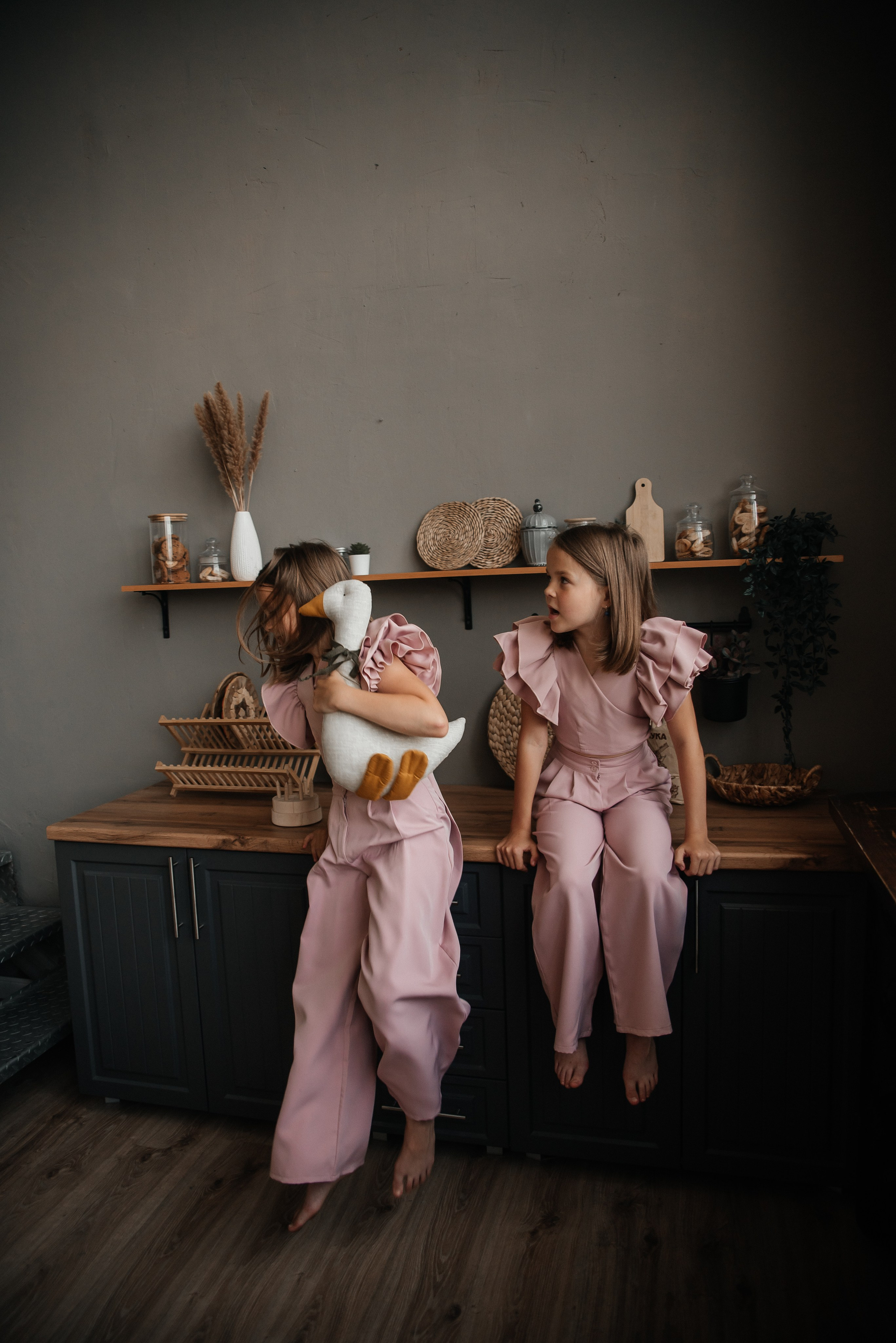 Семейная студийная. Свадебный и семейный фотограф в городе Смоленске