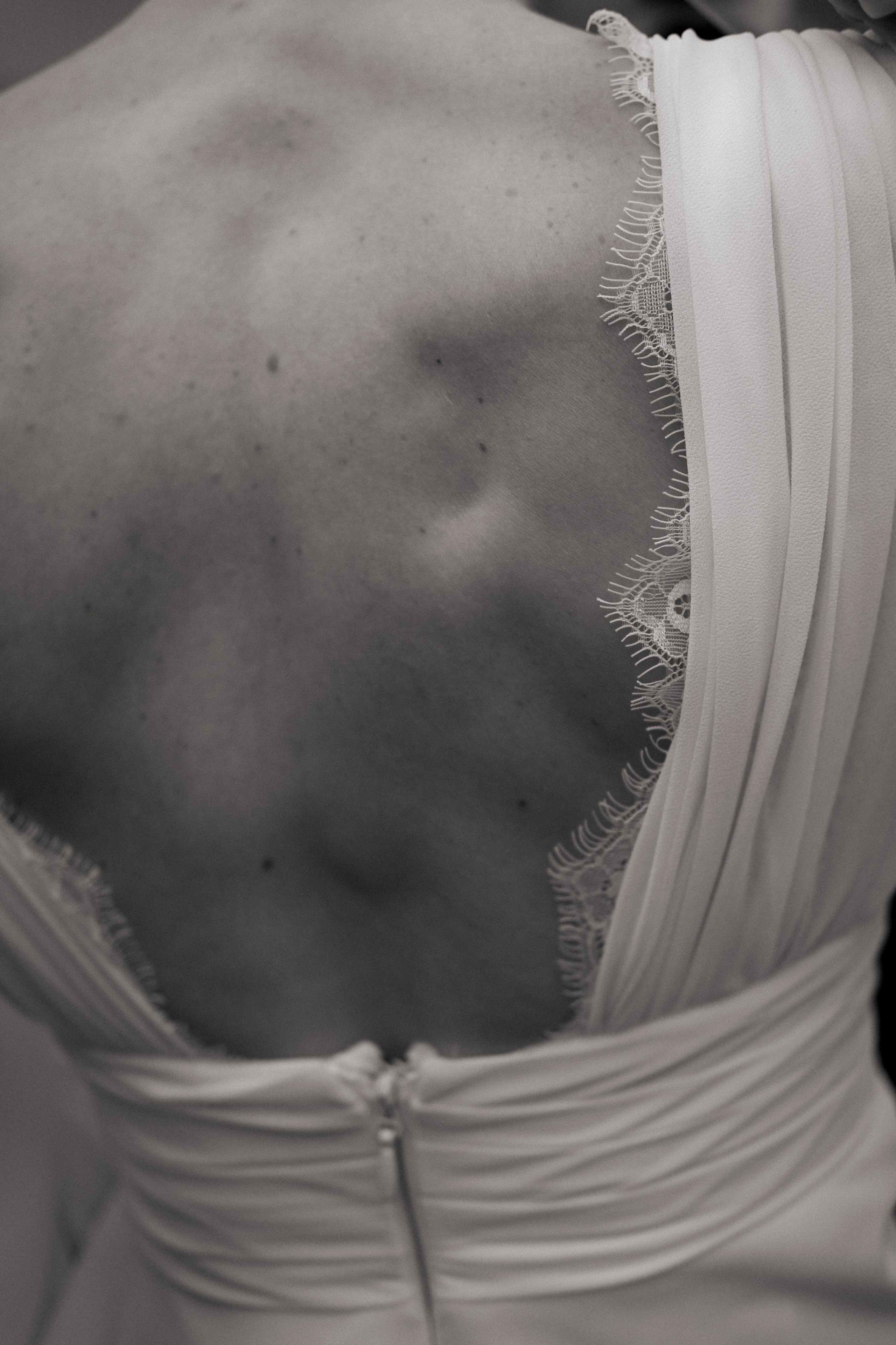 Мурашки под дождём. Обо мне