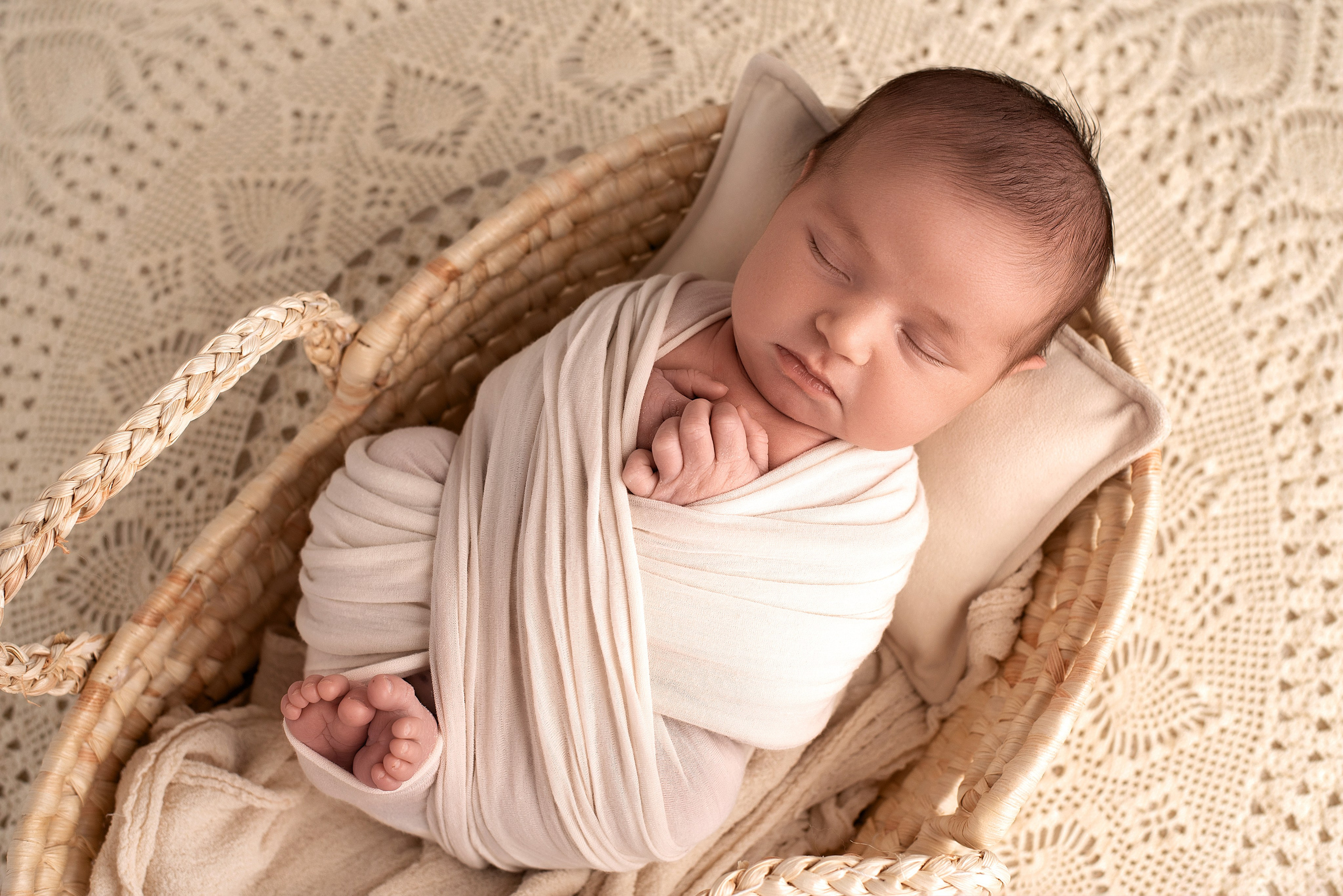Новорождённые девочки. Детский фотограф новорождённых в Минске Боровик Екатерина