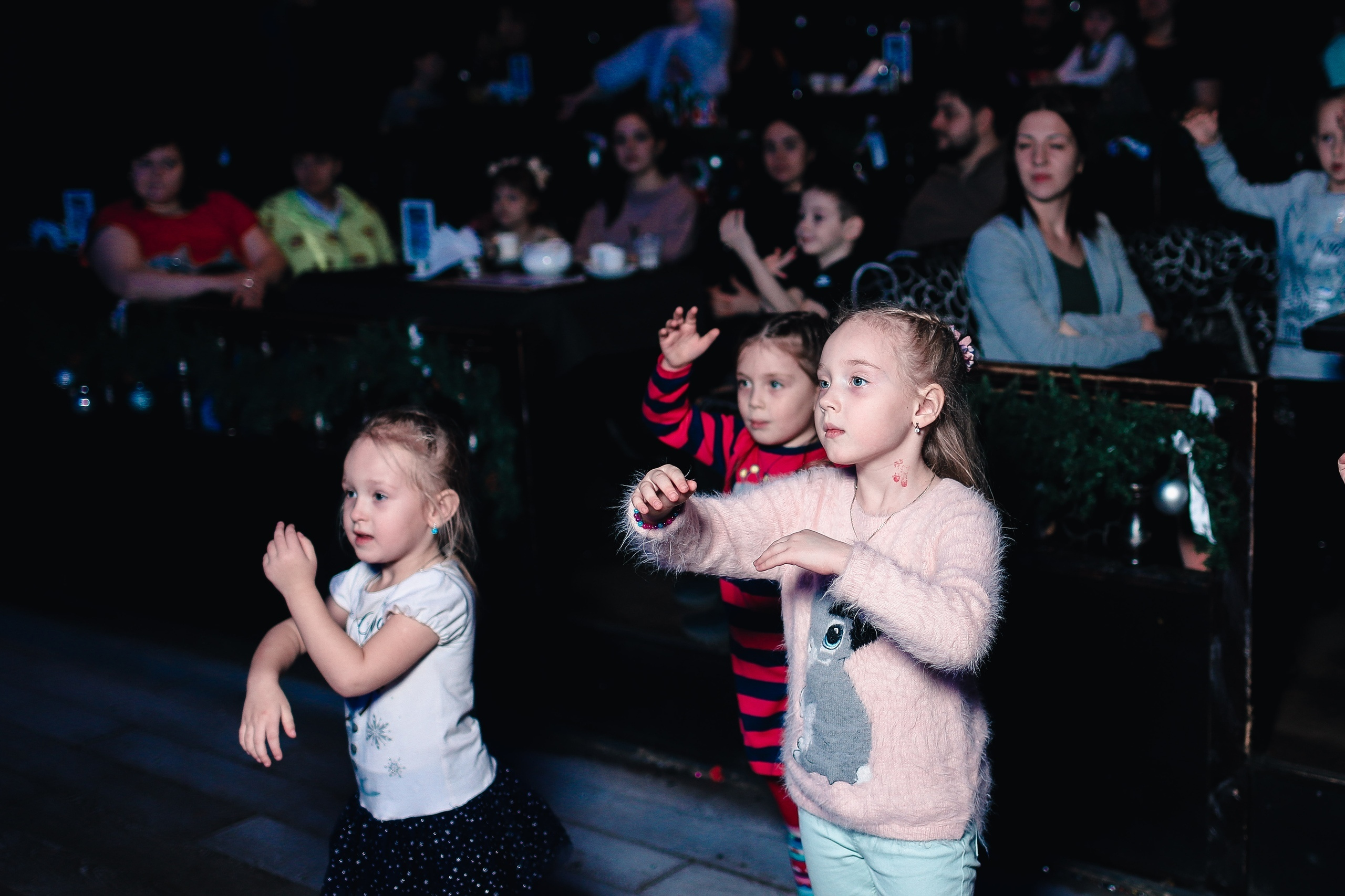 Весело. Бал. Фотограф Томск Скавронский Даниил