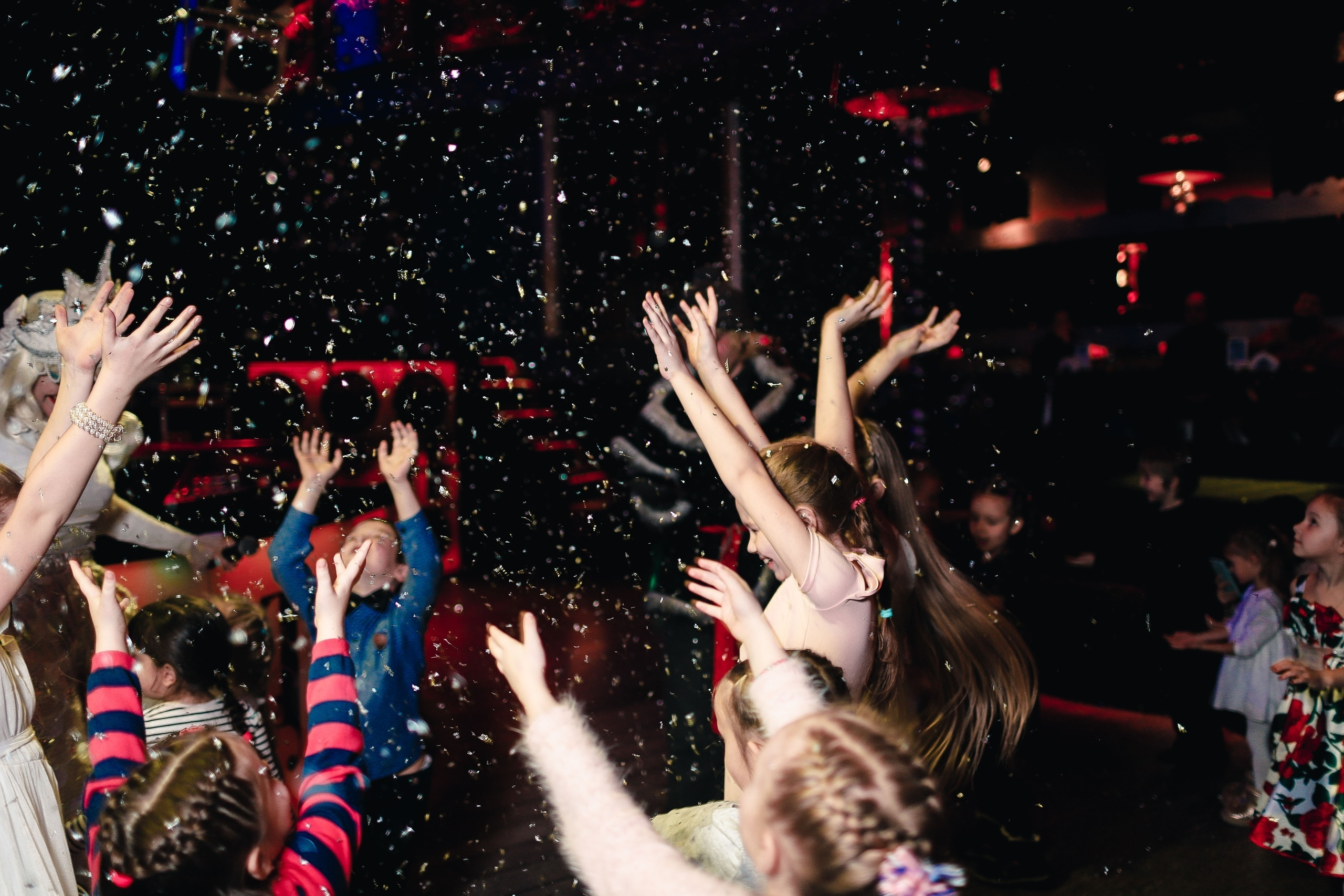 Весело. Бал. Фотограф Томск Скавронский Даниил