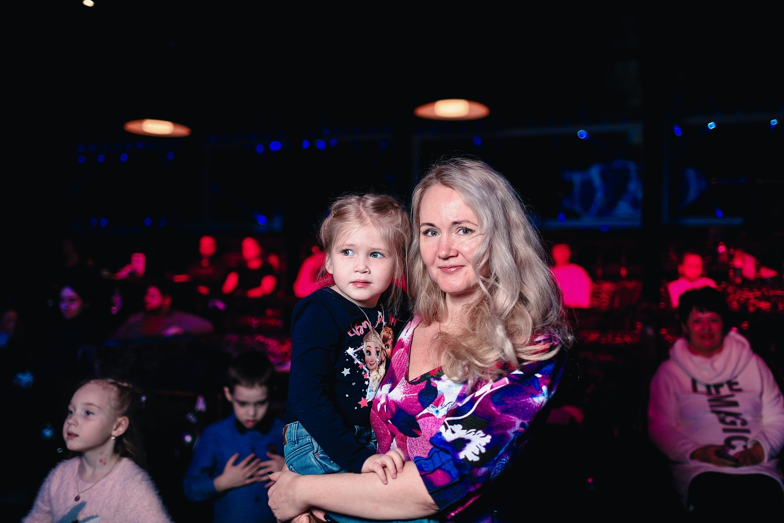 Весело. Бал. Фотограф Томск Скавронский Даниил