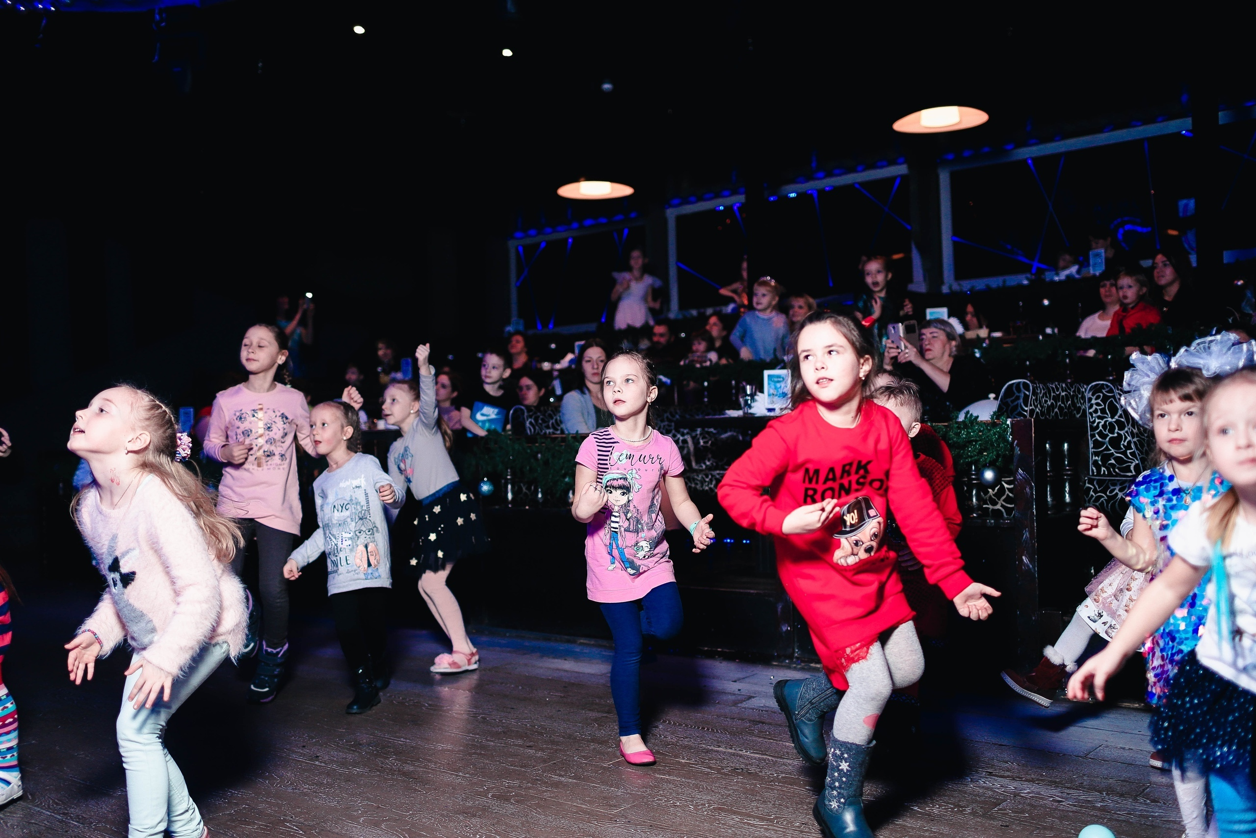 Весело. Бал. Фотограф Томск Скавронский Даниил