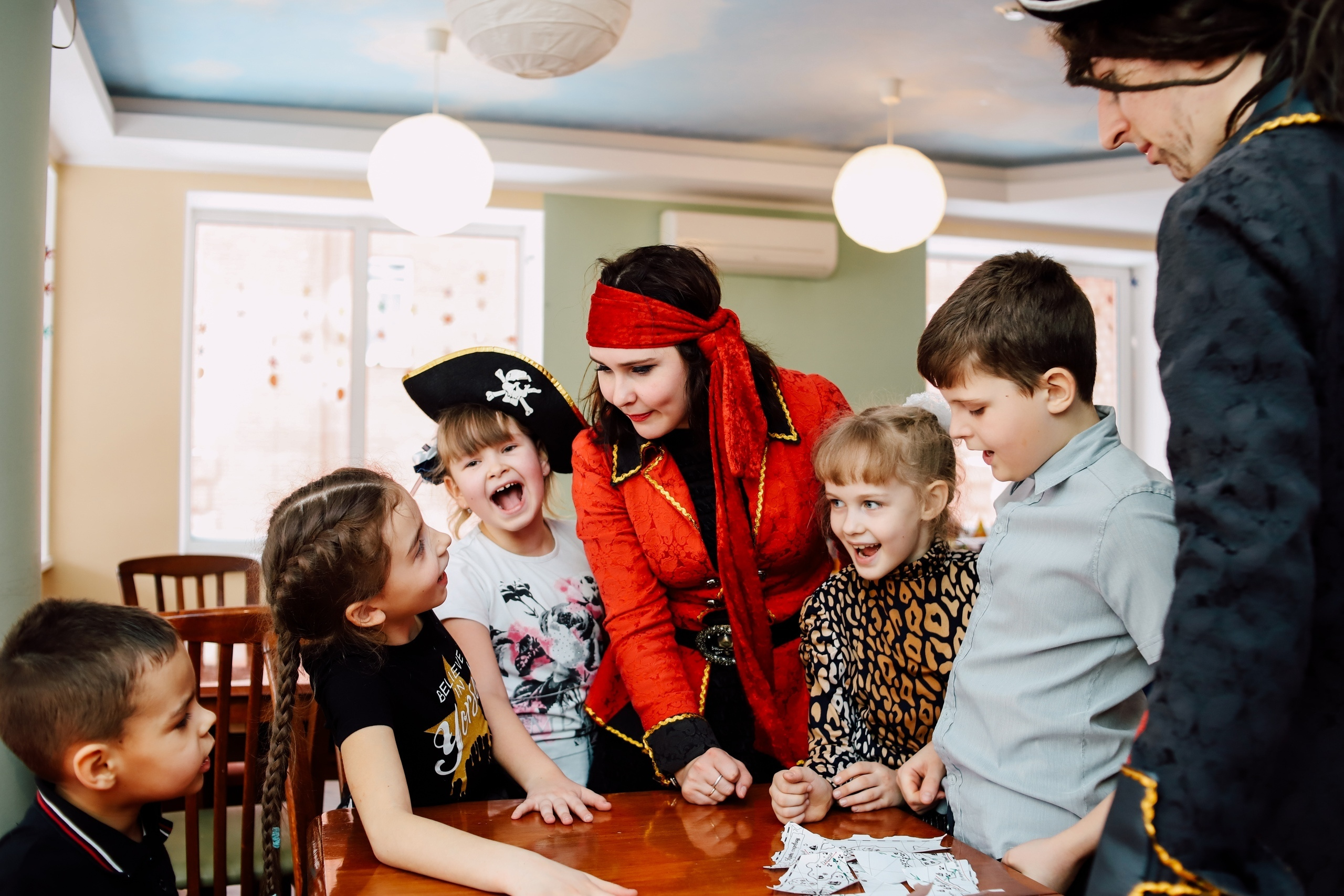 Весело. День рождение. Фотограф Томск Скавронский Даниил