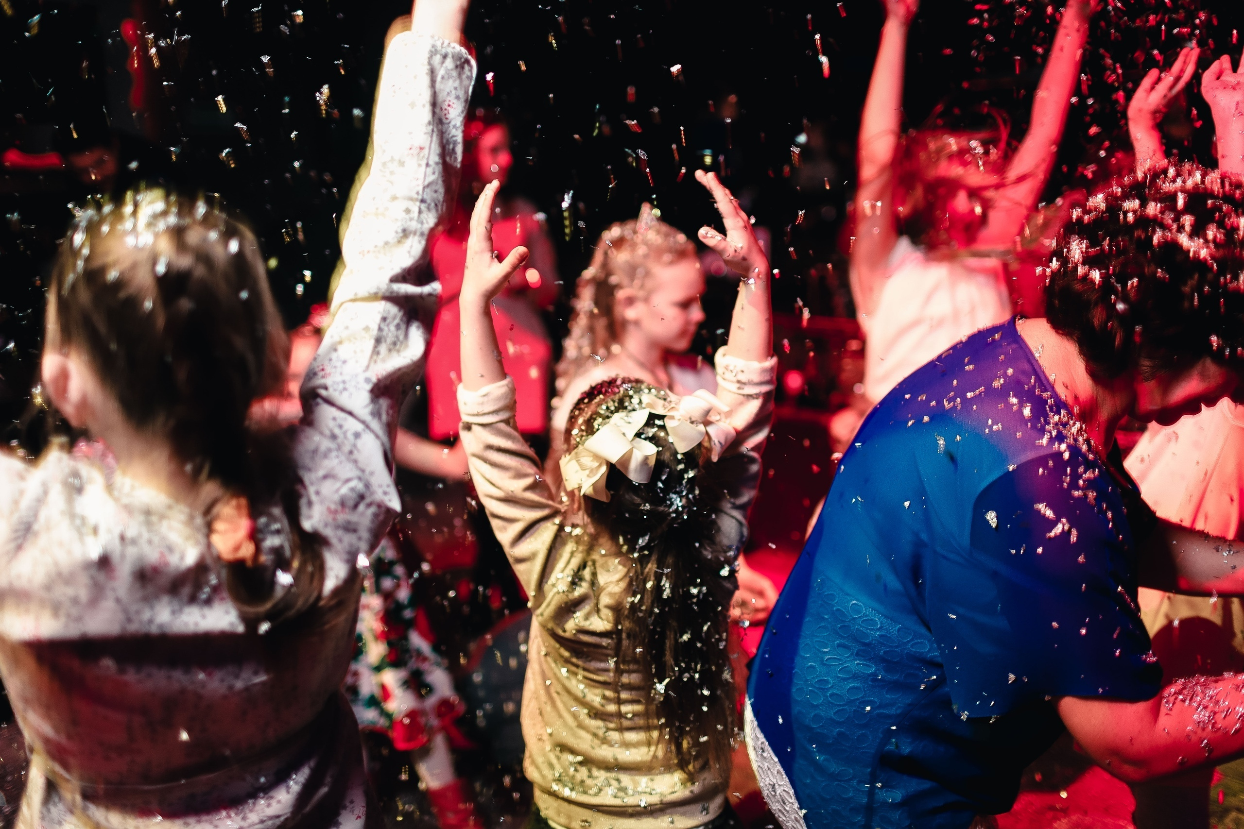 Весело. Бал. Фотограф Томск Скавронский Даниил