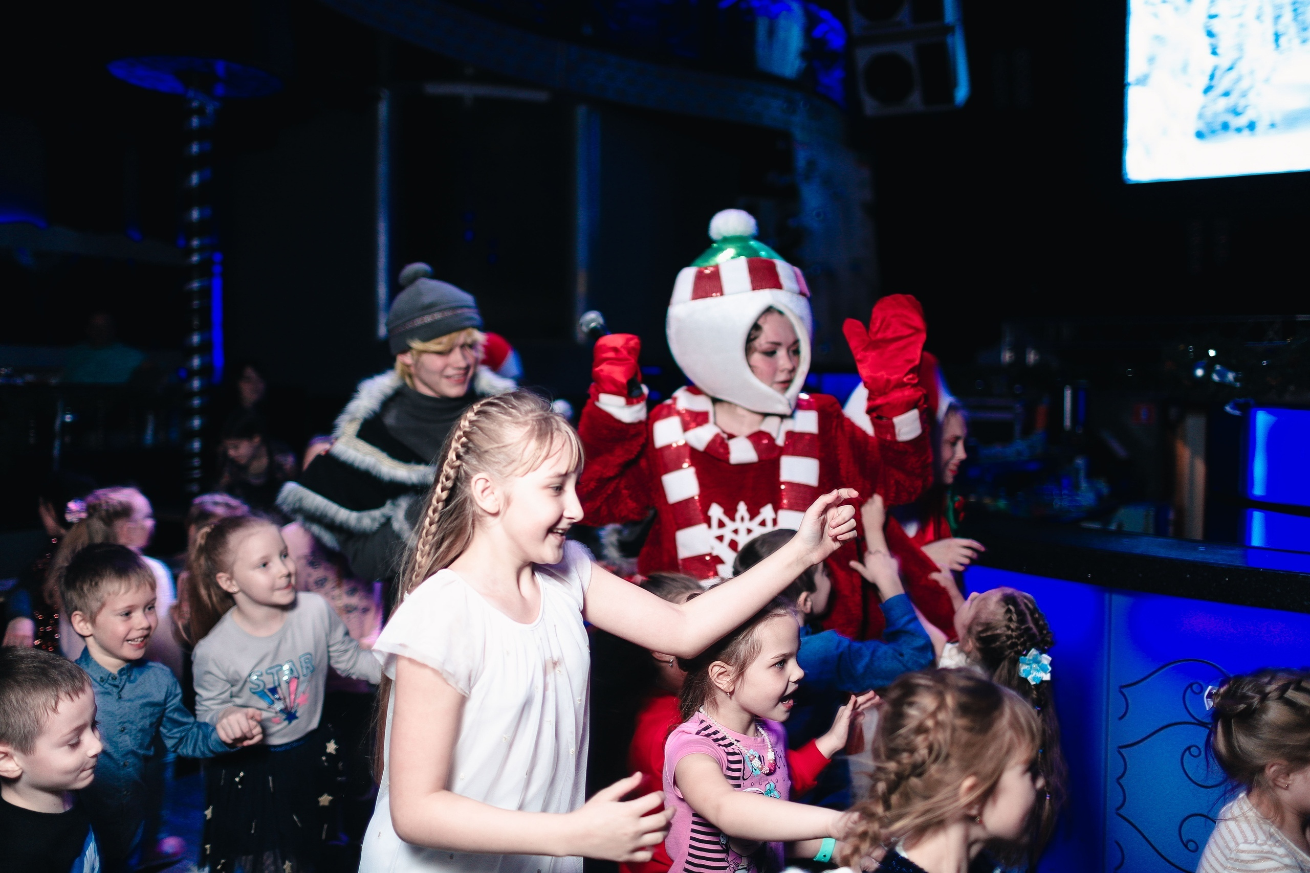 Весело. Бал. Фотограф Томск Скавронский Даниил