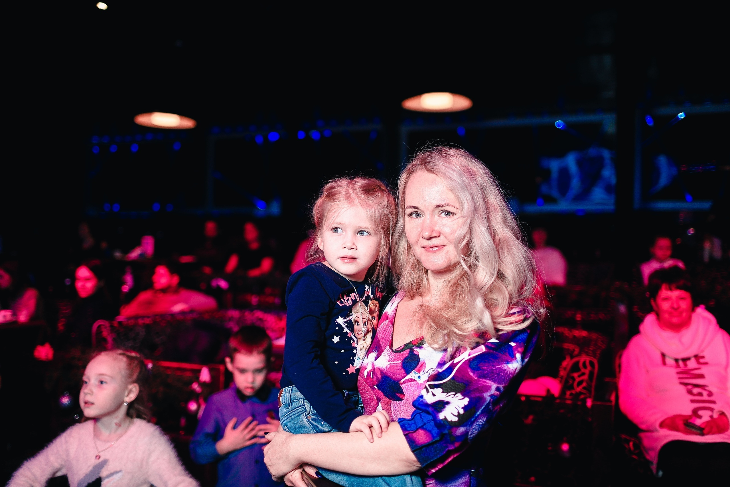 Весело. Бал. Фотограф Томск Скавронский Даниил